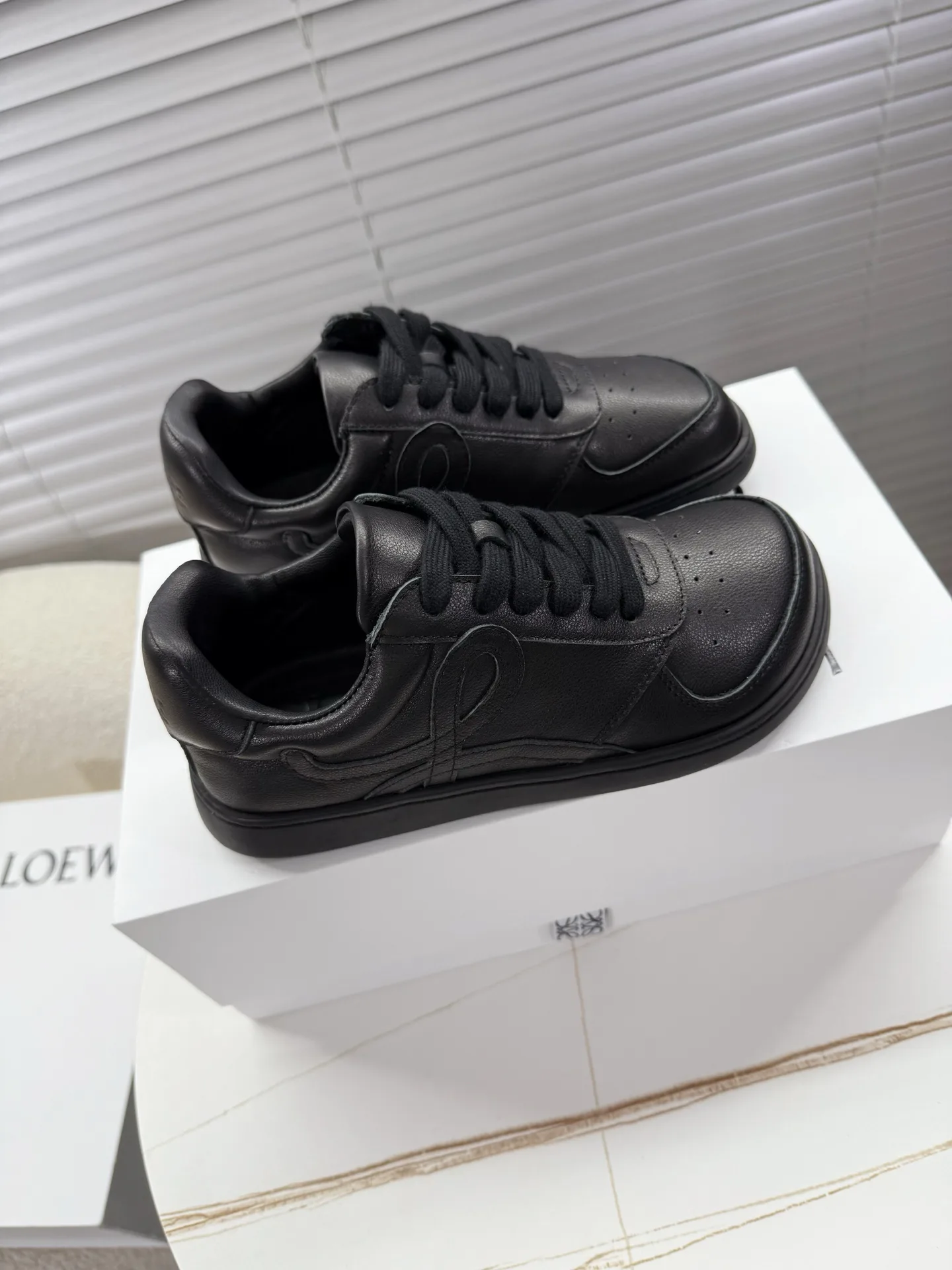 Кроссовки Женские Loewe 4019875