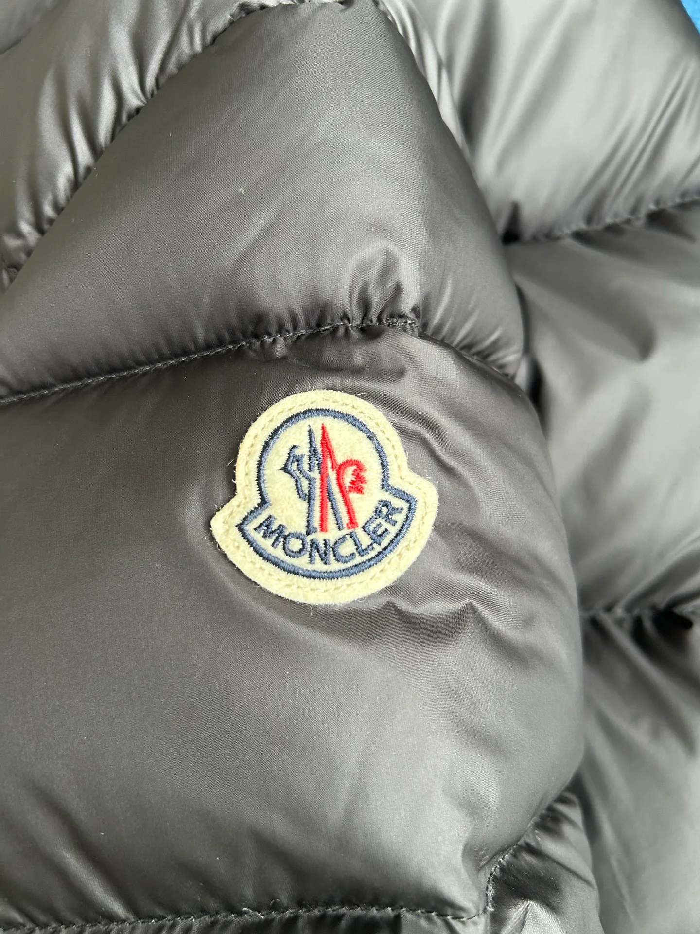 Куртки И Пуховики Женские Moncler 19462679