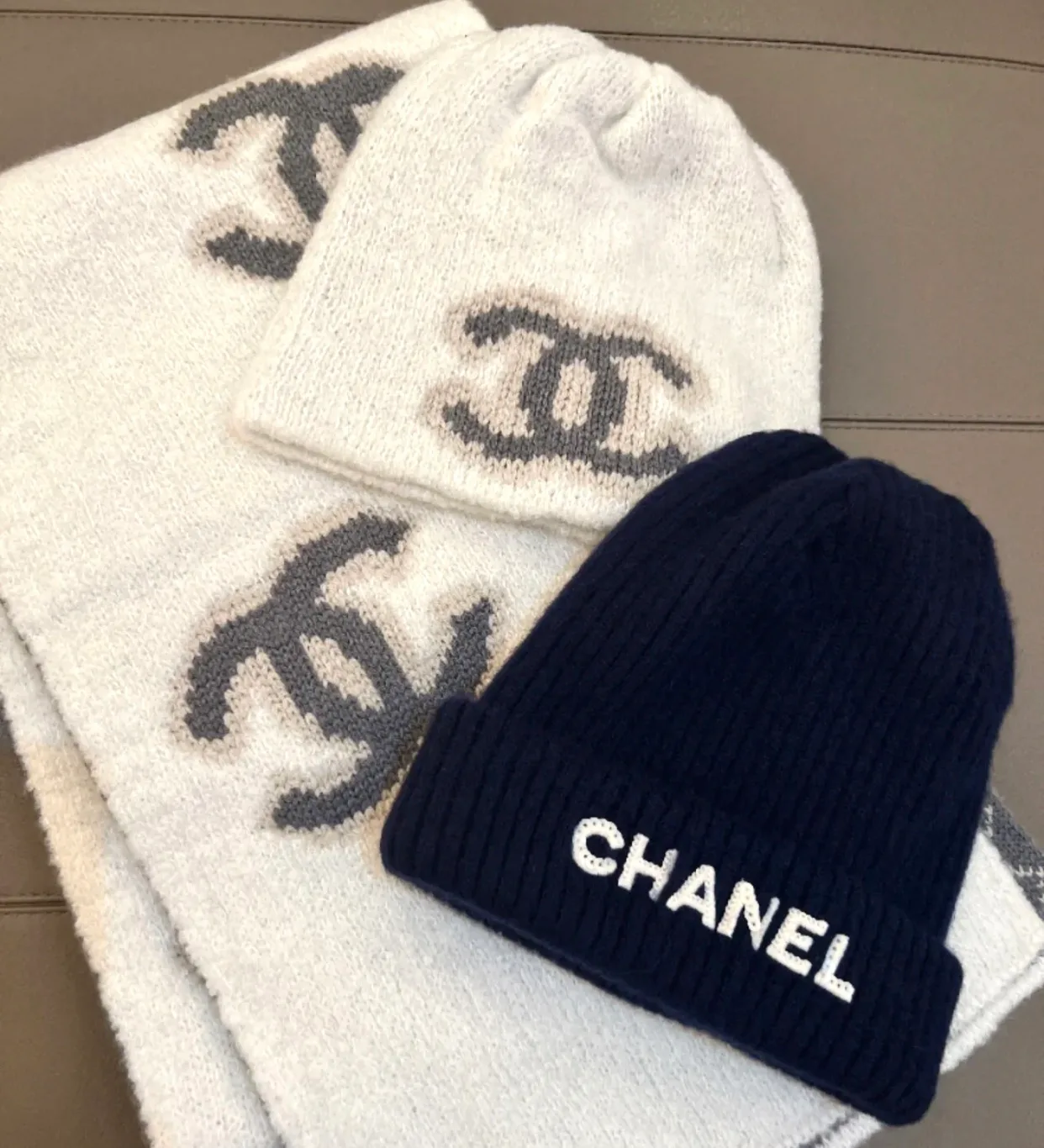Головные Уборы Chanel 3844431