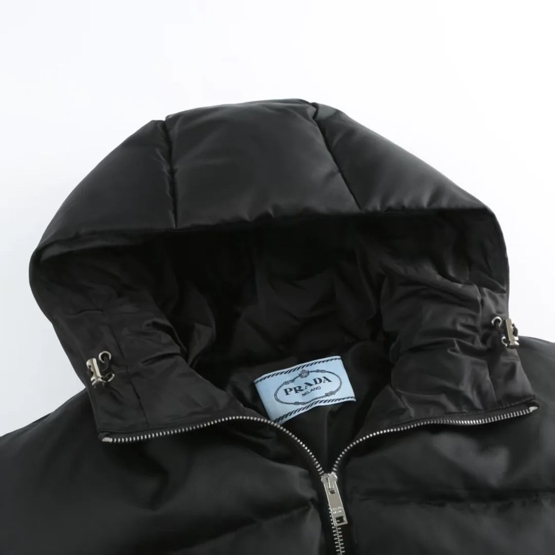 Куртки И Пуховики Женские Prada 17907695