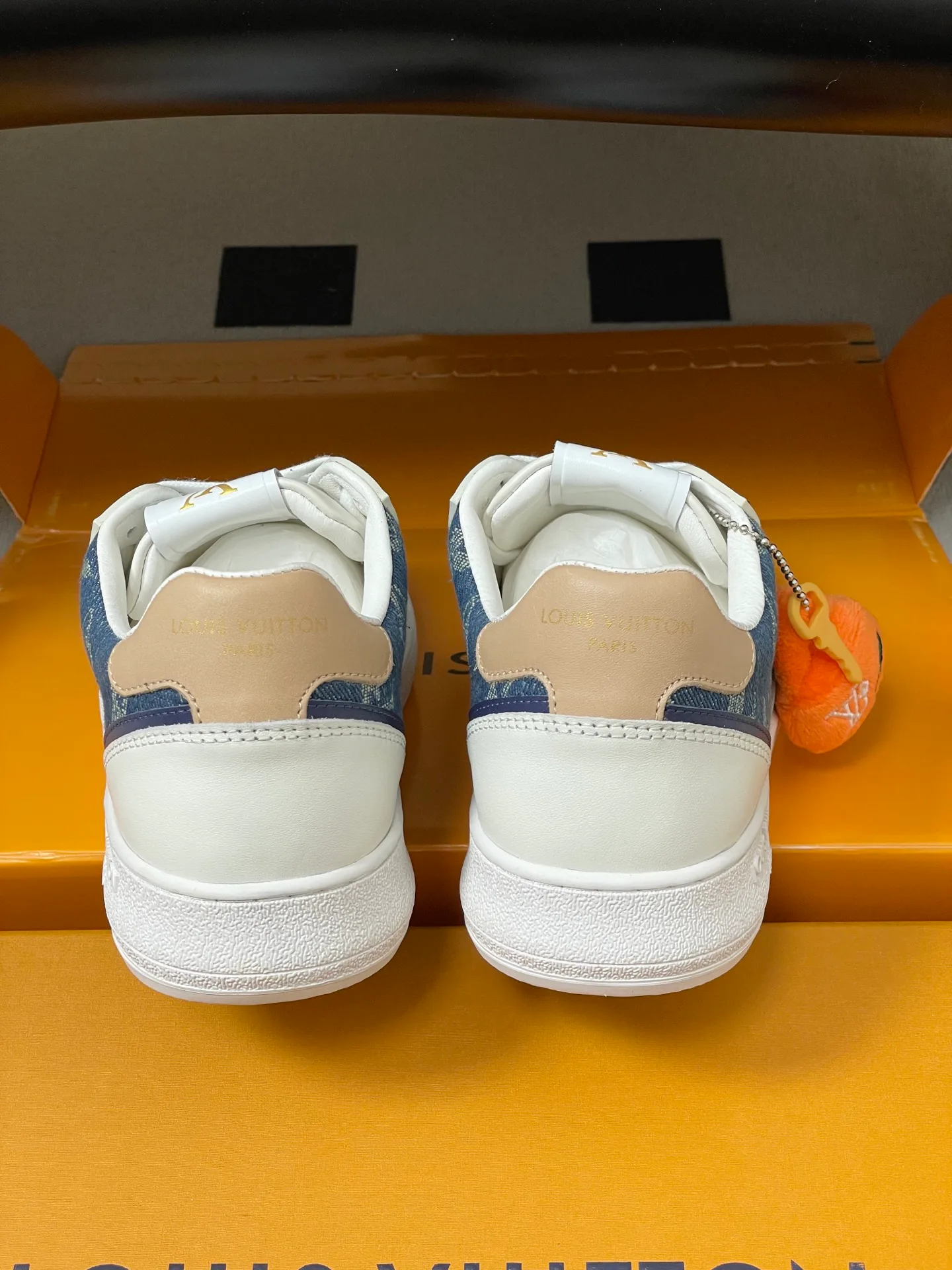 Кроссовки Женские Louis Vuitton 1706460