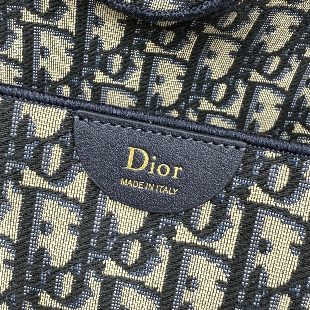 Классические Сумки Женские Christian Dior 18187807