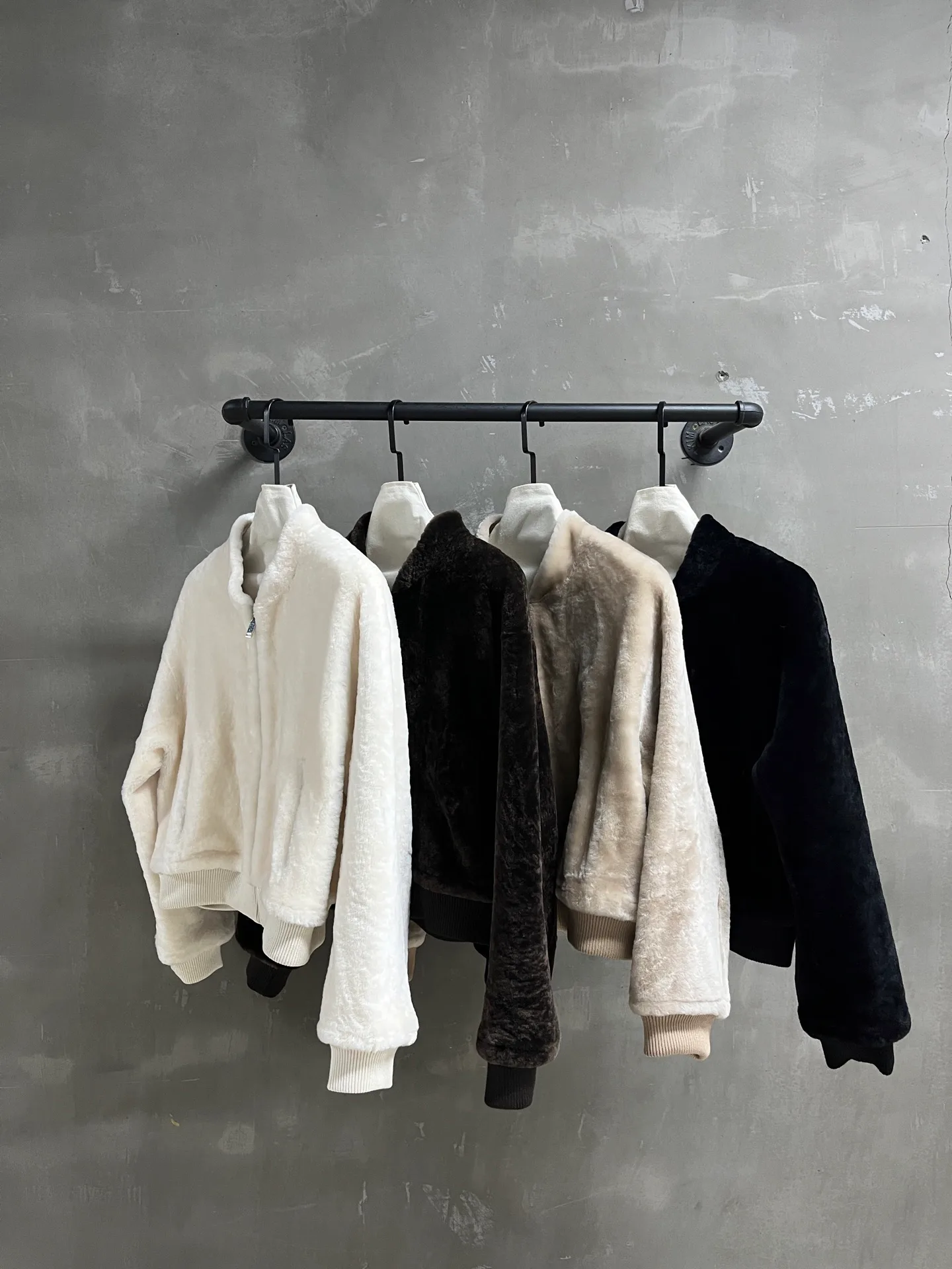 Кожаные Куртки И Дублёнки Женские Loro Piana 662212