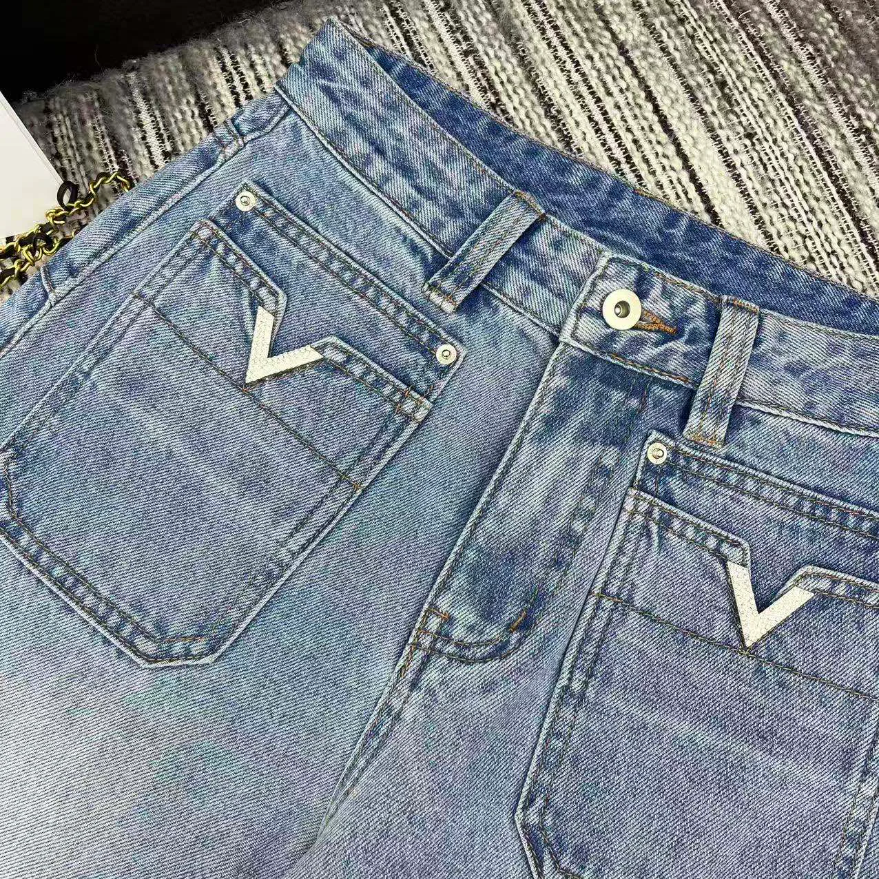 Джинсы Женские Valentino 11260466