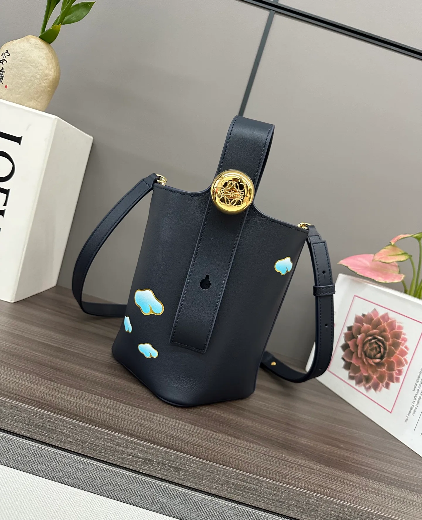 Сумки На Ремне Женские Loewe 12172488