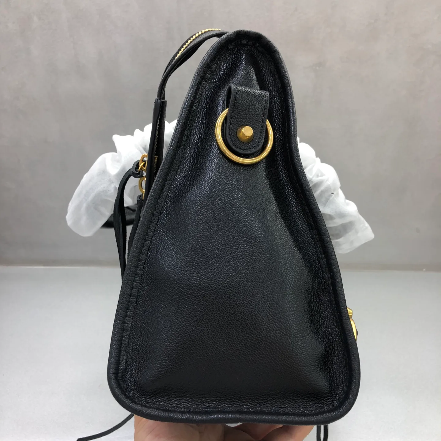 Классические Сумки Женские Balenciaga 18135691