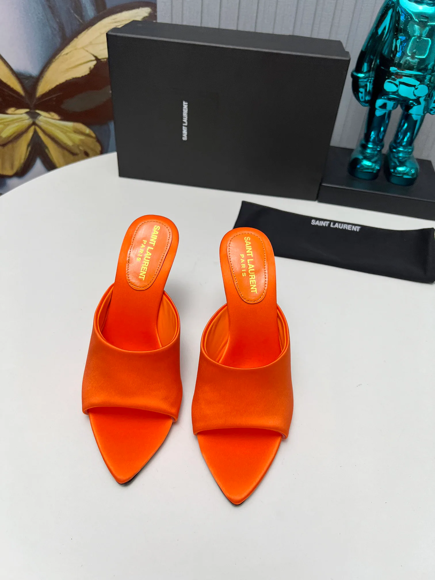 Босоножки Женские Saint Laurent 7184878