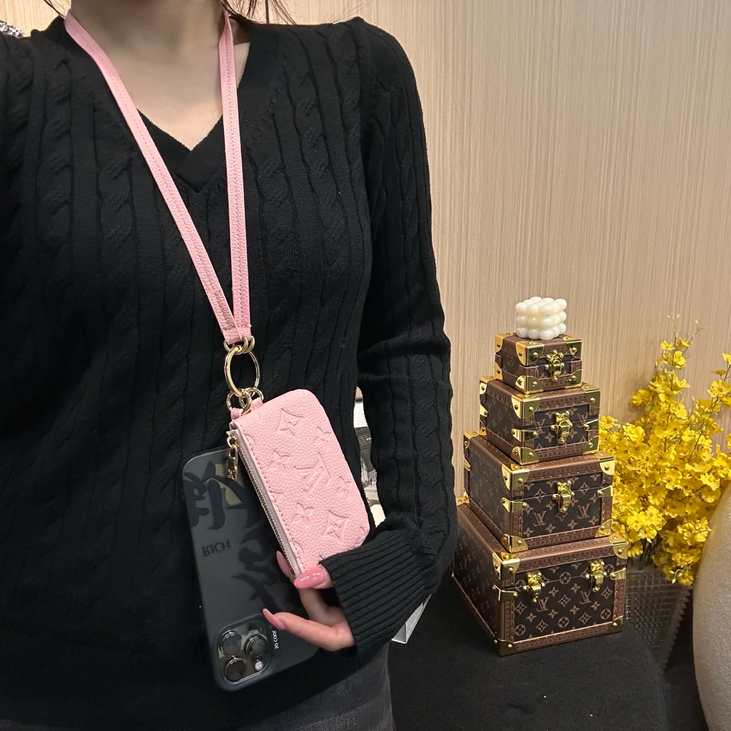 Клатчи Женские Louis Vuitton 2546481