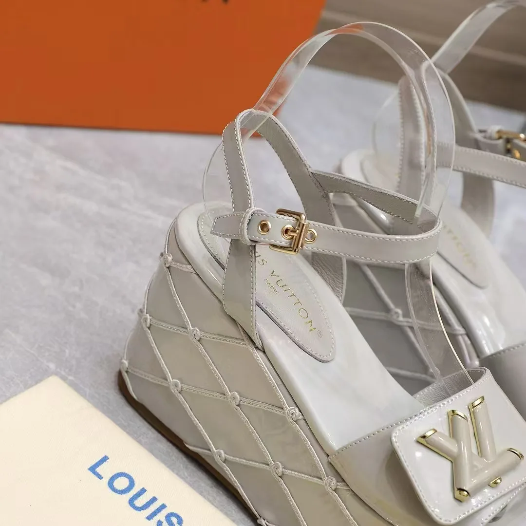 Босоножки Женские Louis Vuitton 1262917
