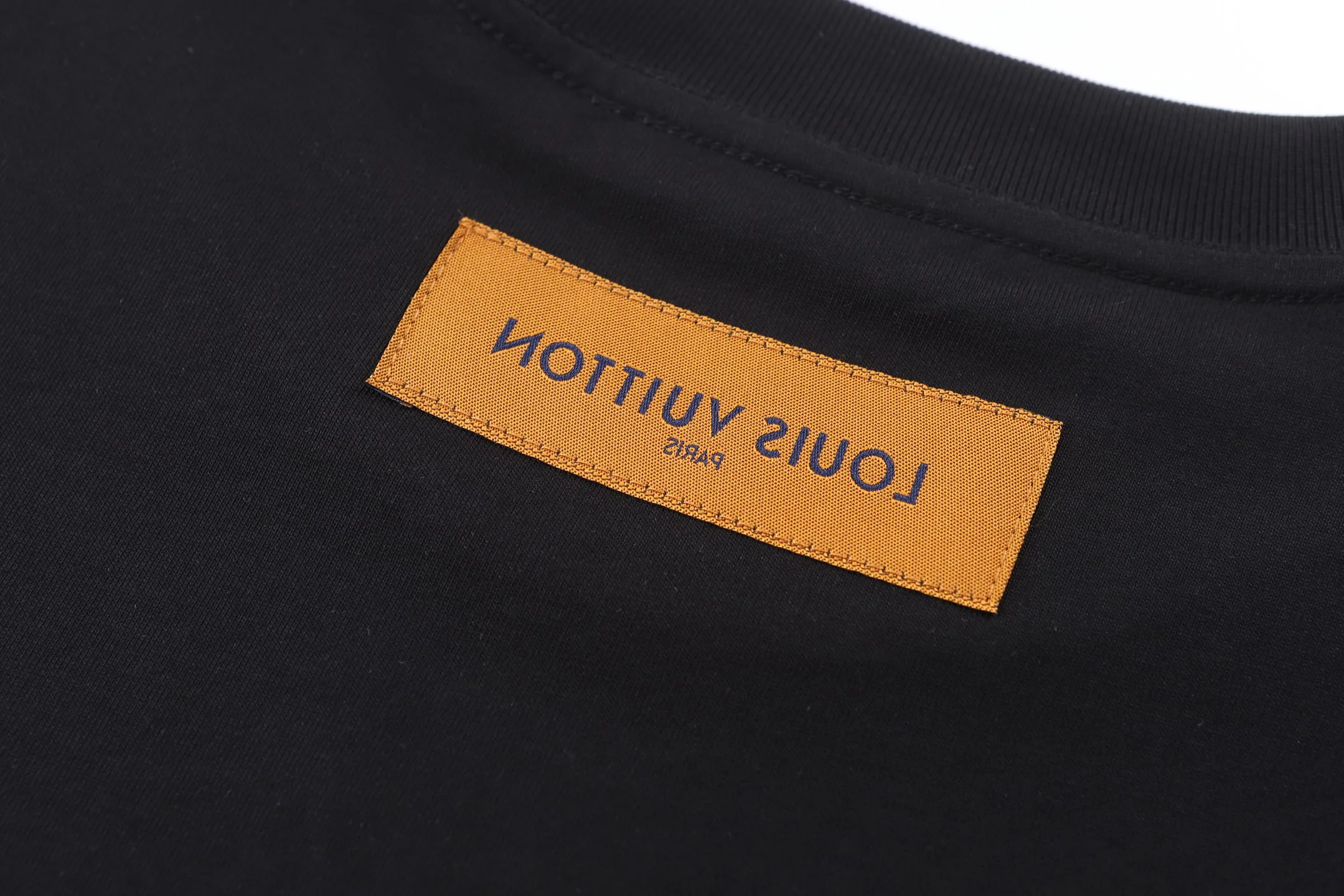 Футболки Женские Louis Vuitton 11462257