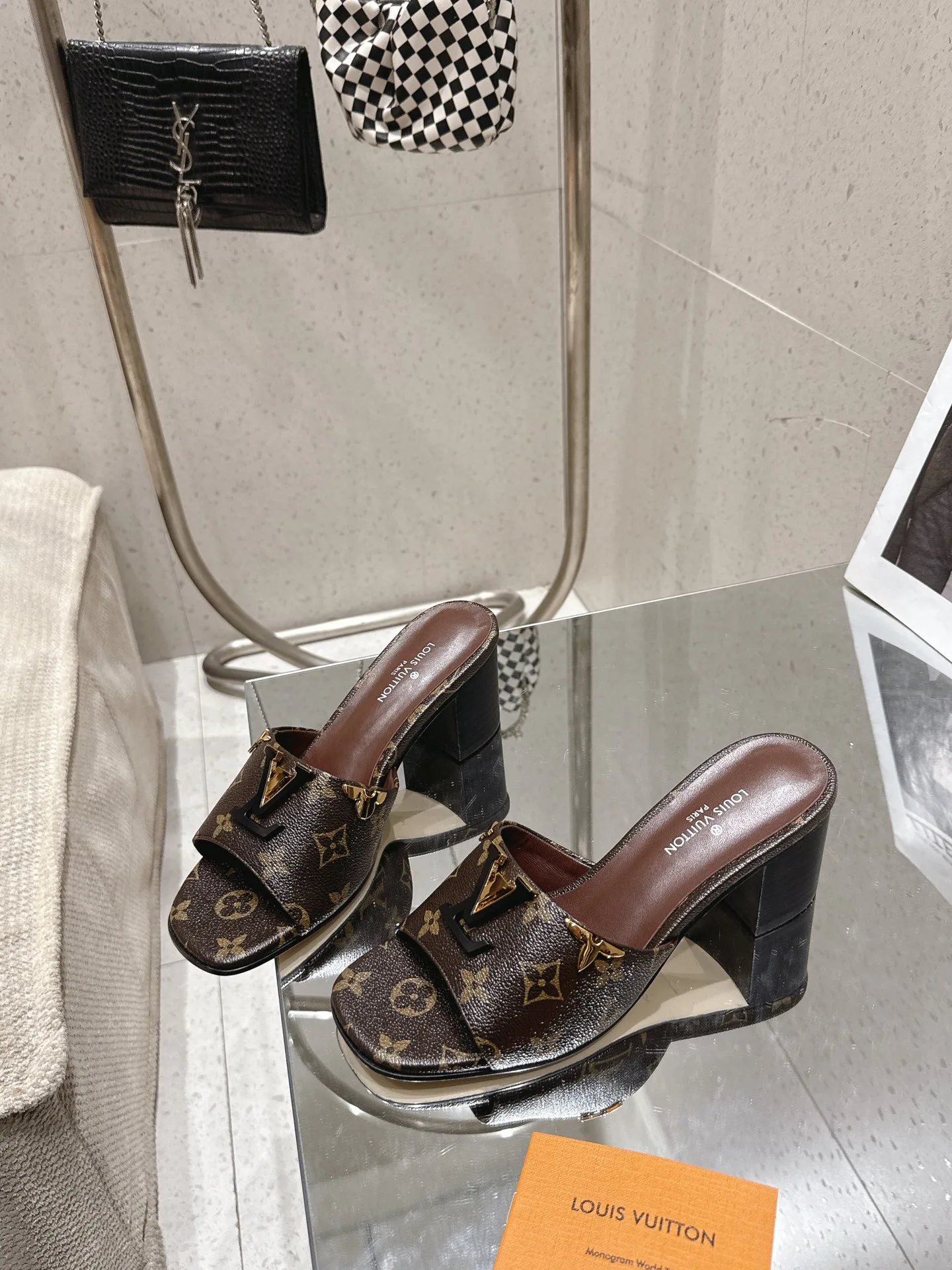 Мюли И Сабо Женские Louis Vuitton 1656876