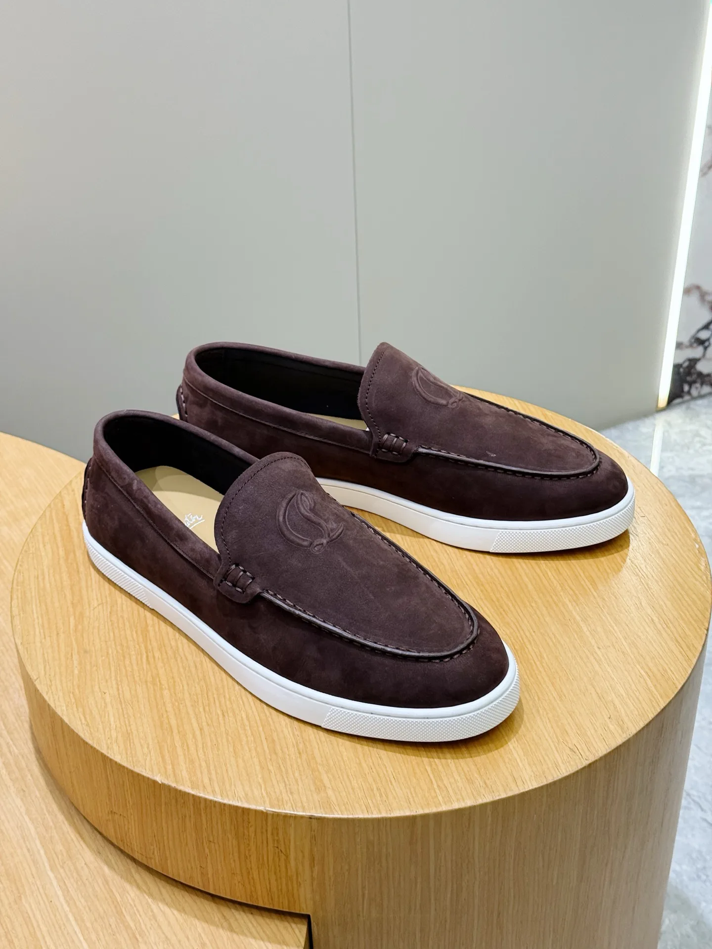 Лоферы И Туфли Мужские Christian Louboutin 19000108