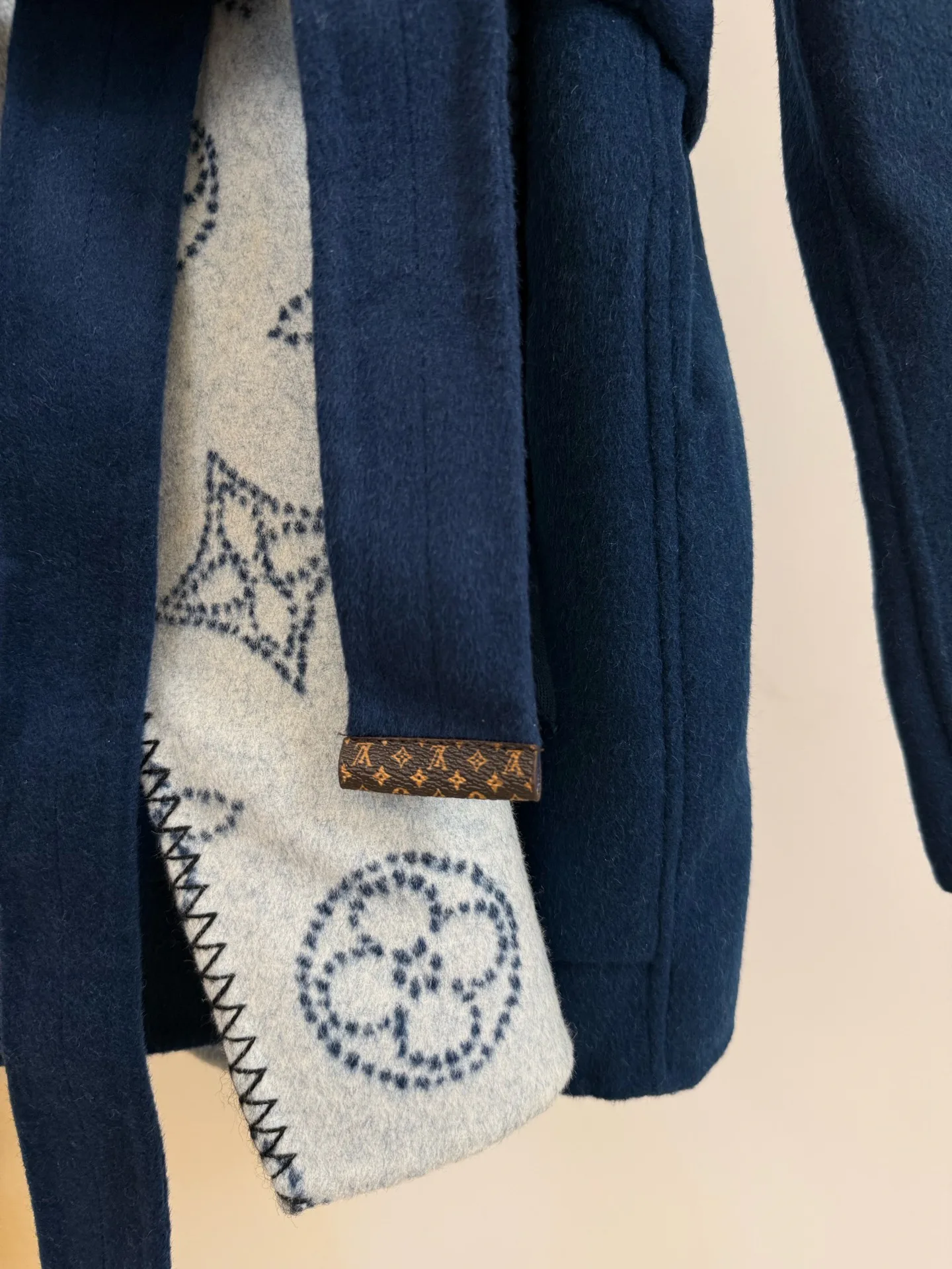 Пальто Женские Louis Vuitton 18601493