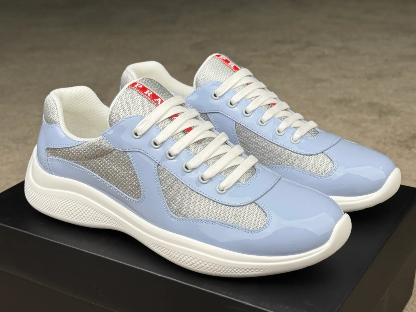 Кроссовки Женские Prada 11193784