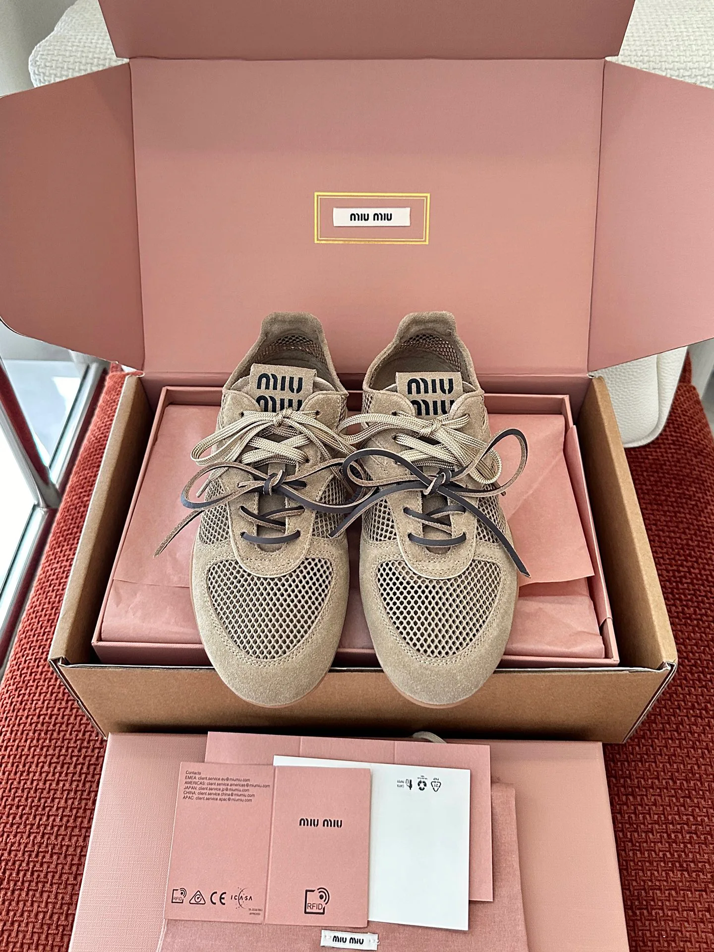 Кроссовки Женские Miu Miu 17941737