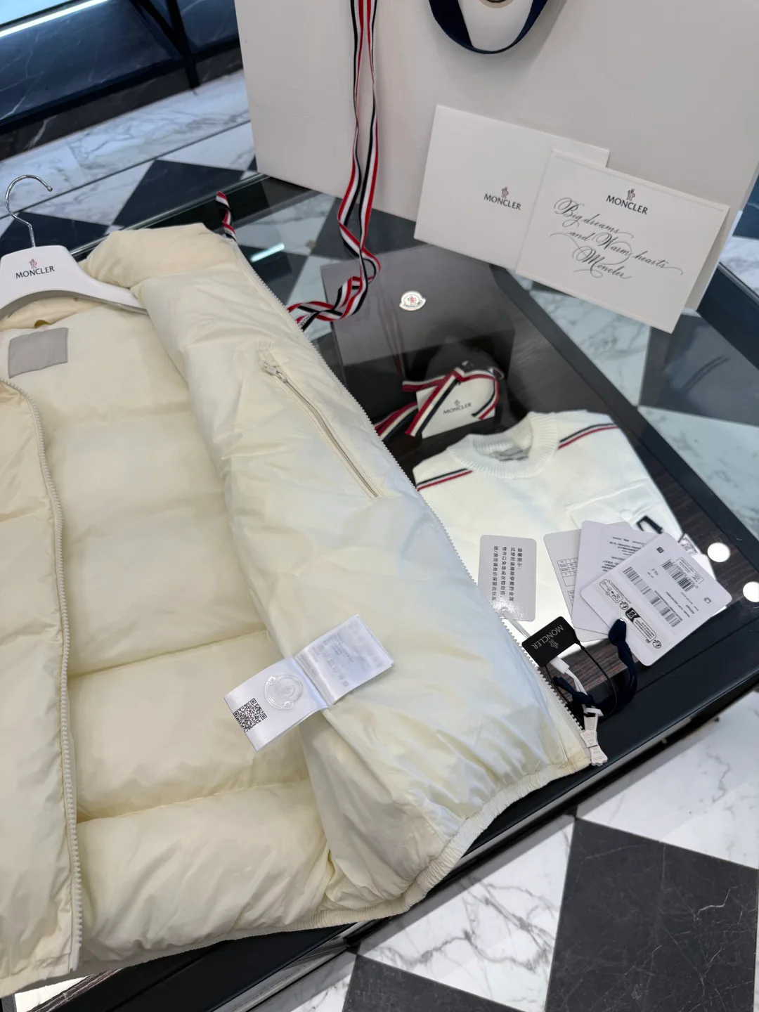 Жилеты Женские Moncler 18007566
