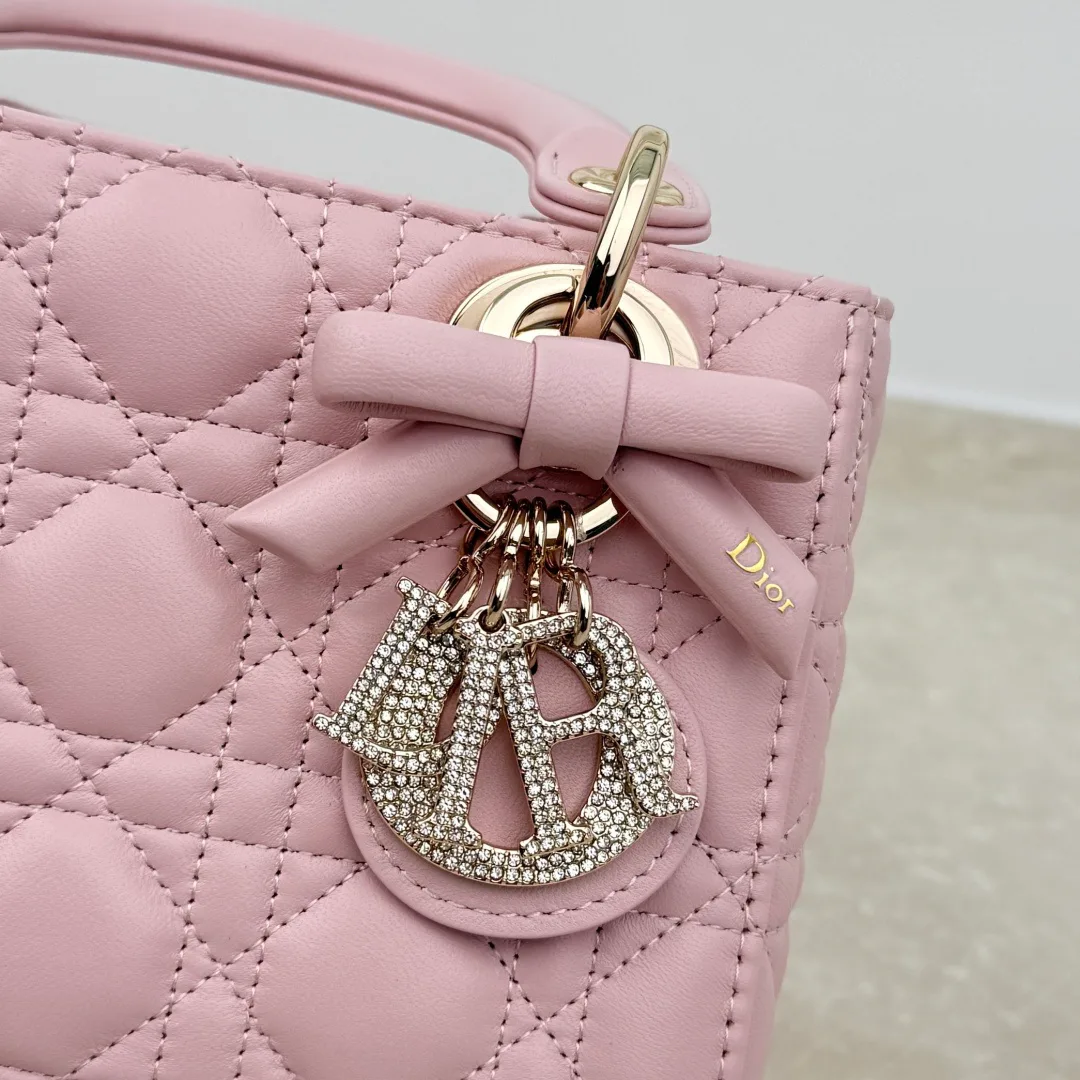Классические Сумки Женские Christian Dior 18116219