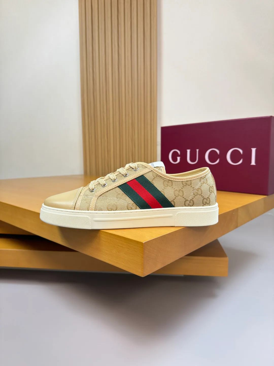 Кеды Женские Gucci 11842697