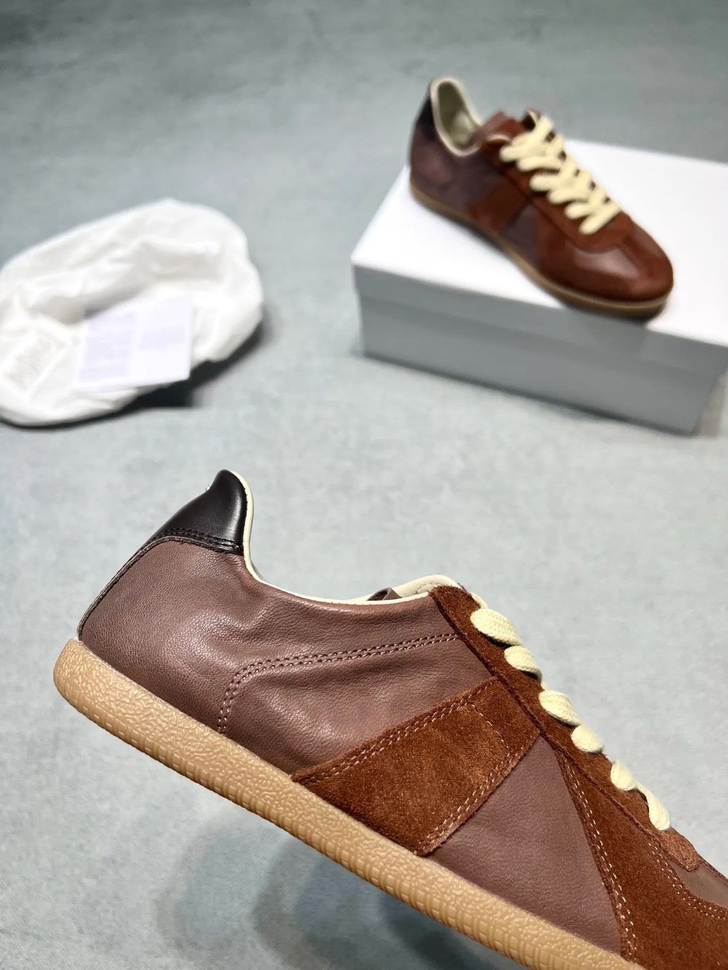 Кроссовки Женские Maison Margiela 18366873