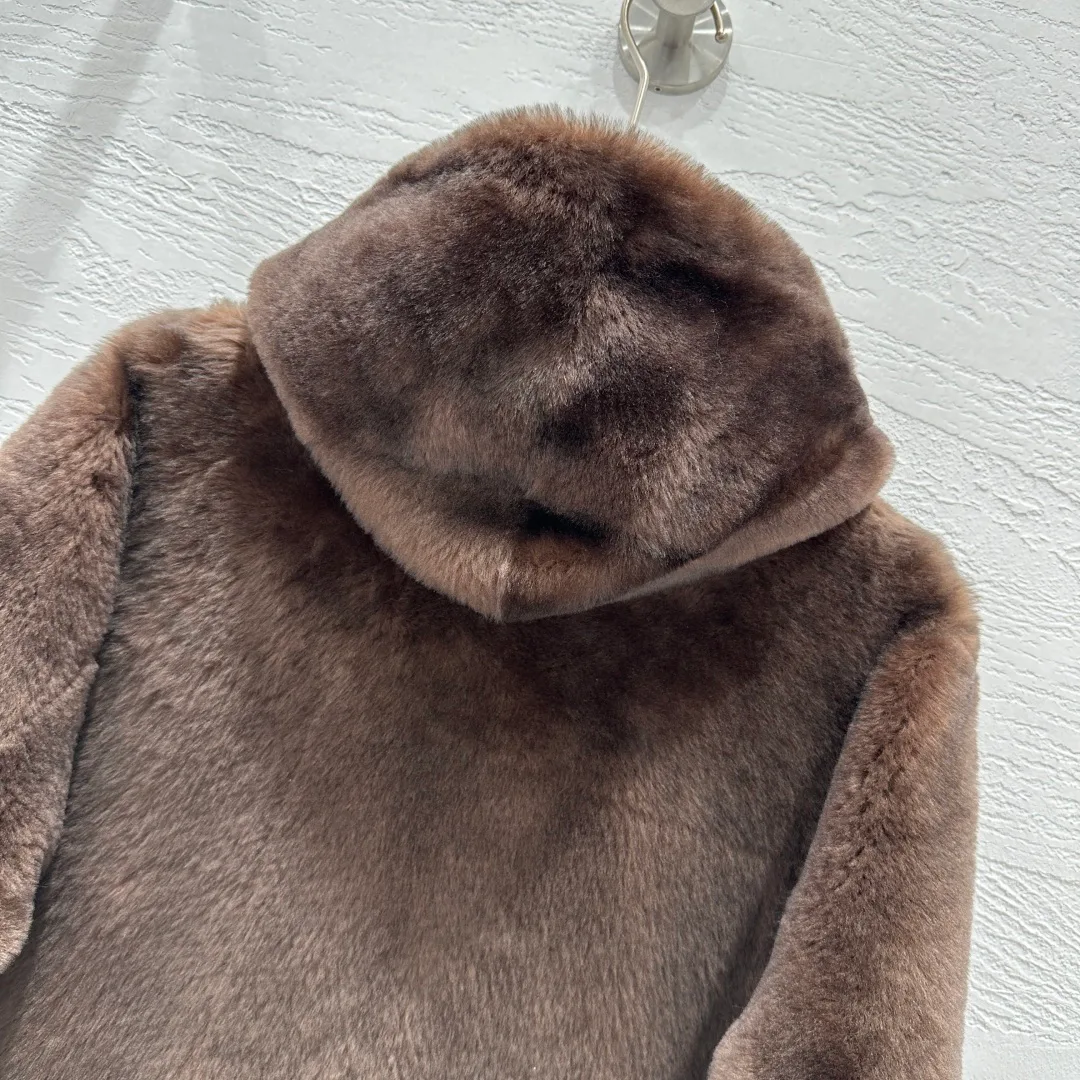 Шубы Женские Loewe 558900