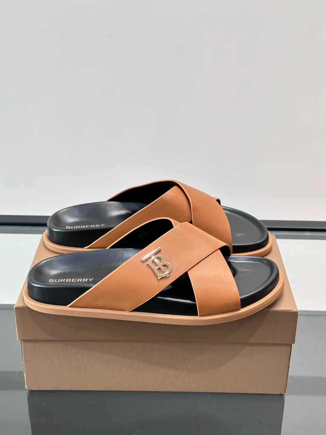 Сандалии Мужские Burberry 13546904