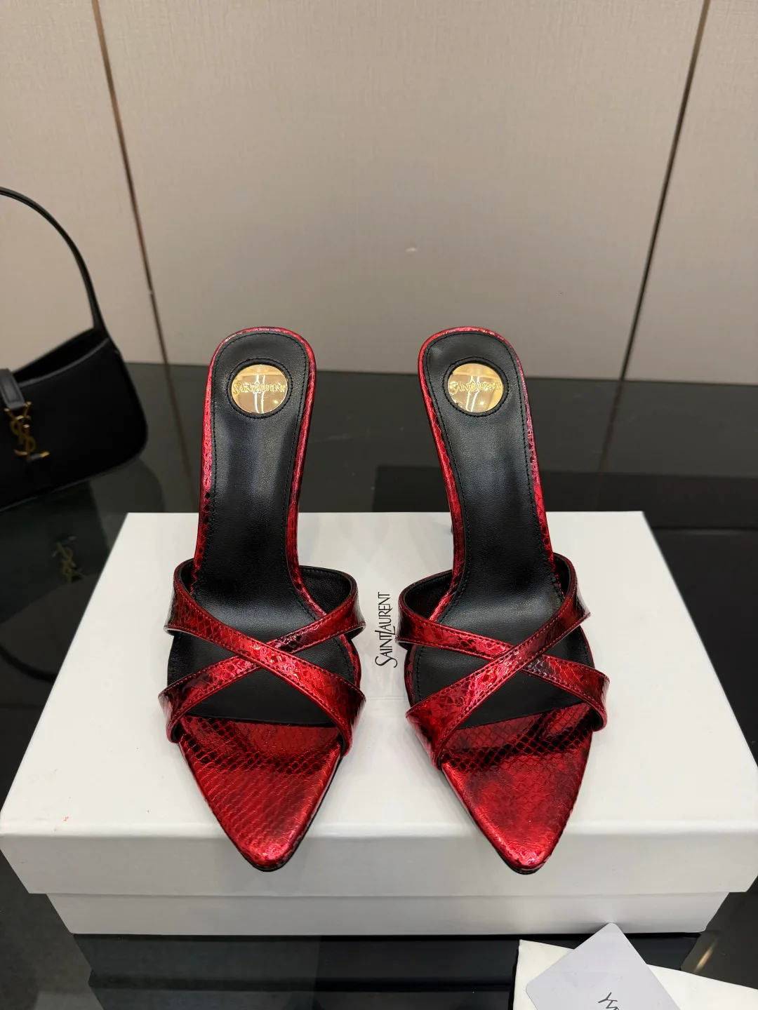 Босоножки Женские Saint Laurent 11409913