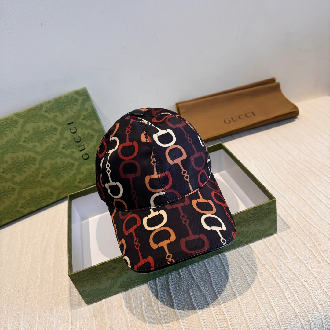 Головные Уборы Gucci 18105281