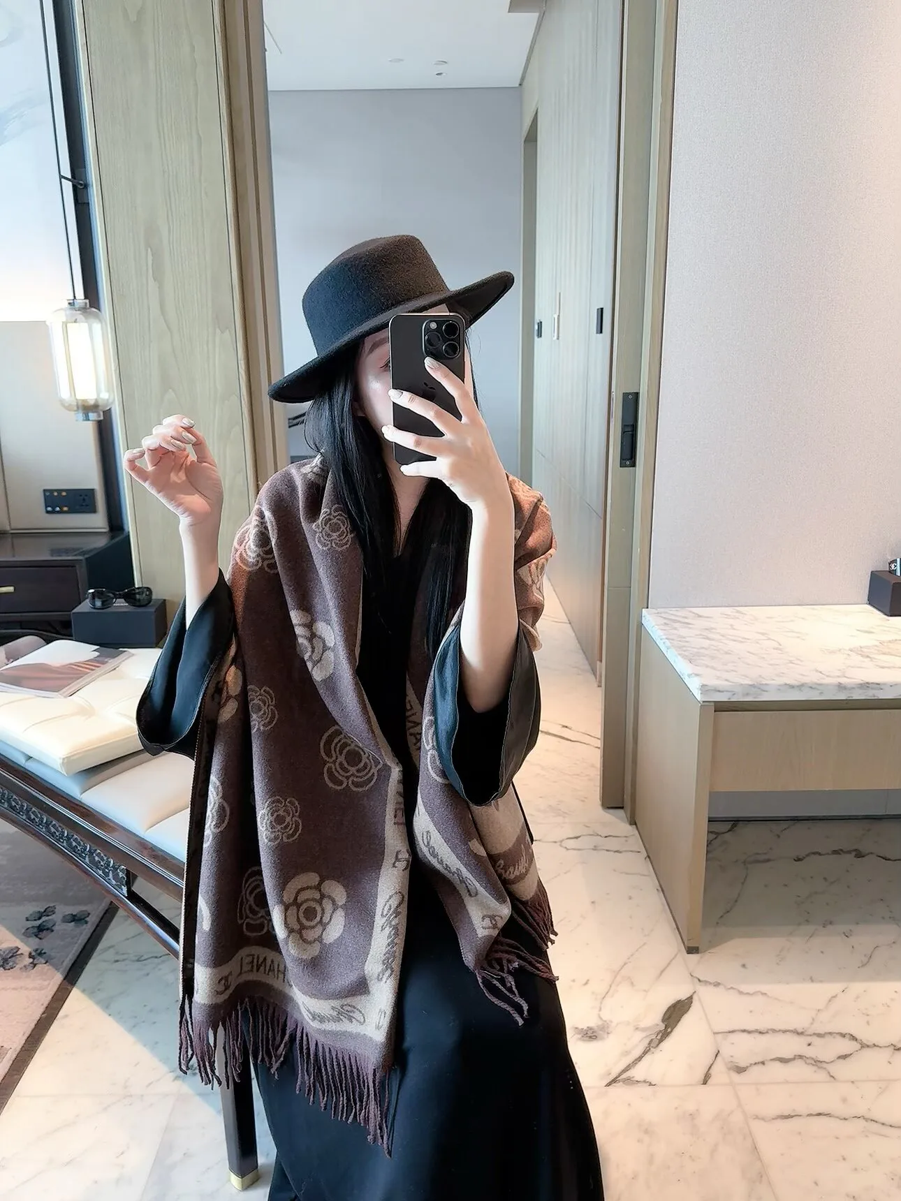 Шарфы Chanel 18598278