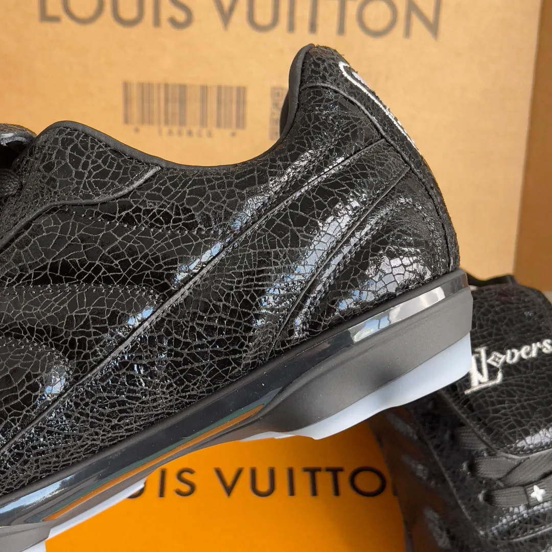 Кроссовки Женские Louis Vuitton 1429246