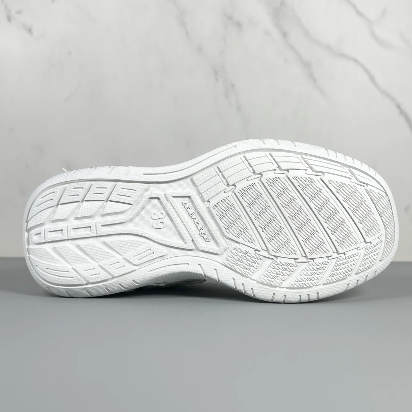 Кроссовки Женские Balenciaga 435627