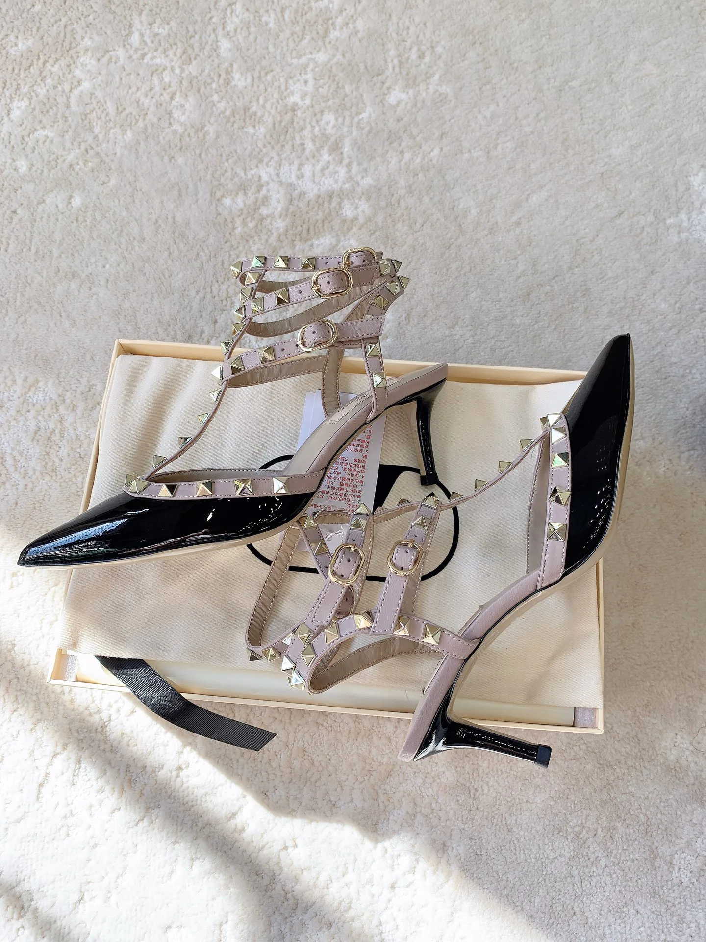 Босоножки Женские Valentino 11492603