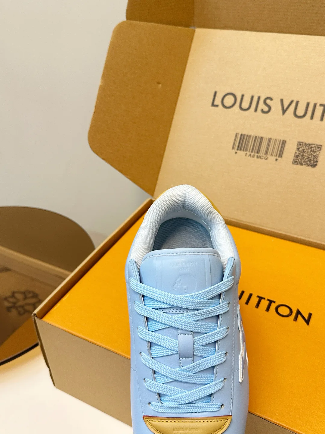 Кроссовки Женские Louis Vuitton 11594927