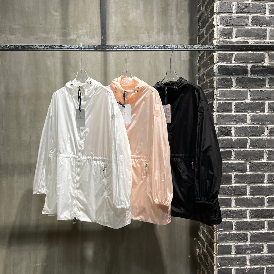 Куртки И Пуховики Женские Moncler 22544