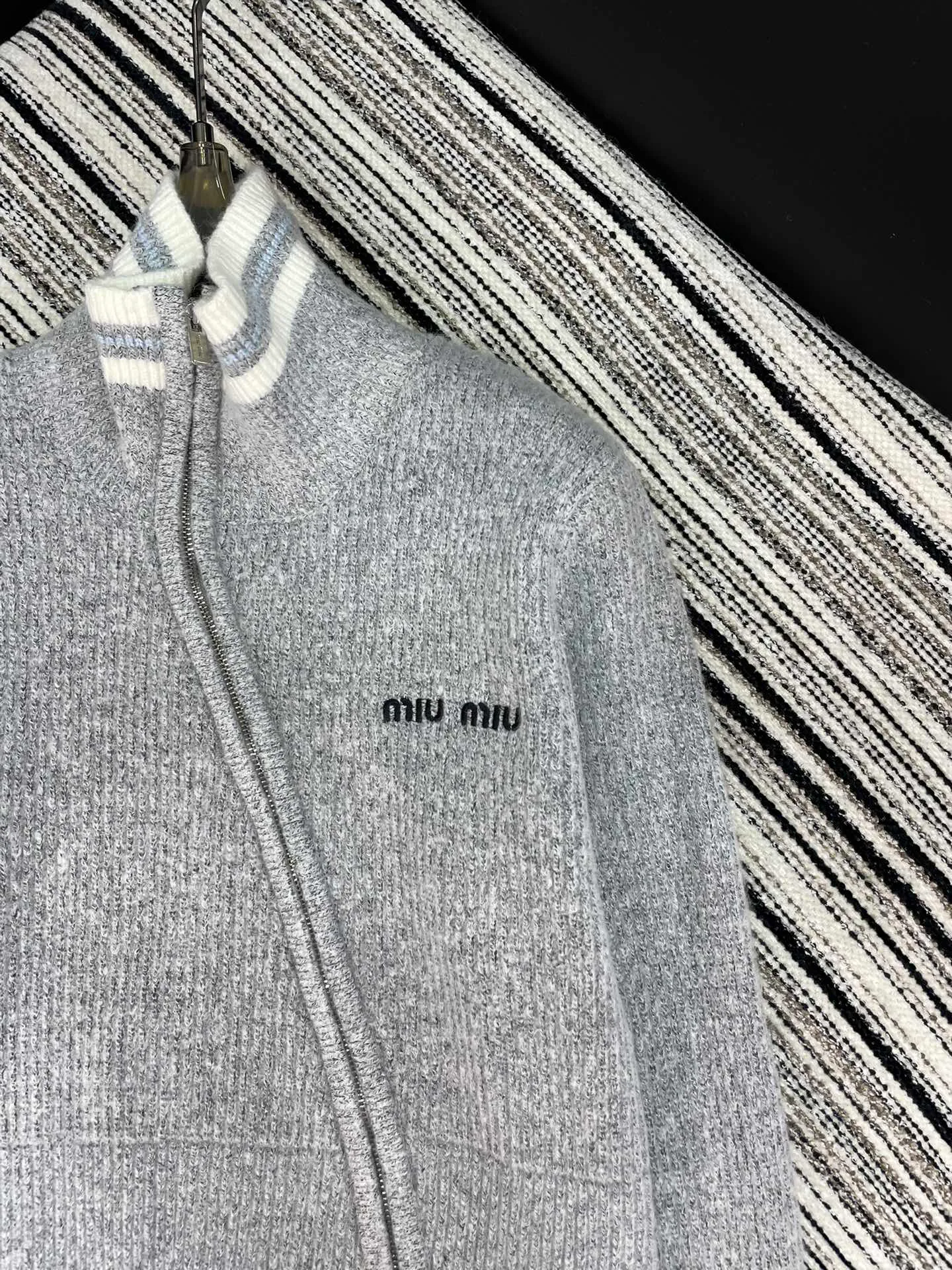 Джемперы И Свитеры Женские Miu Miu 882588