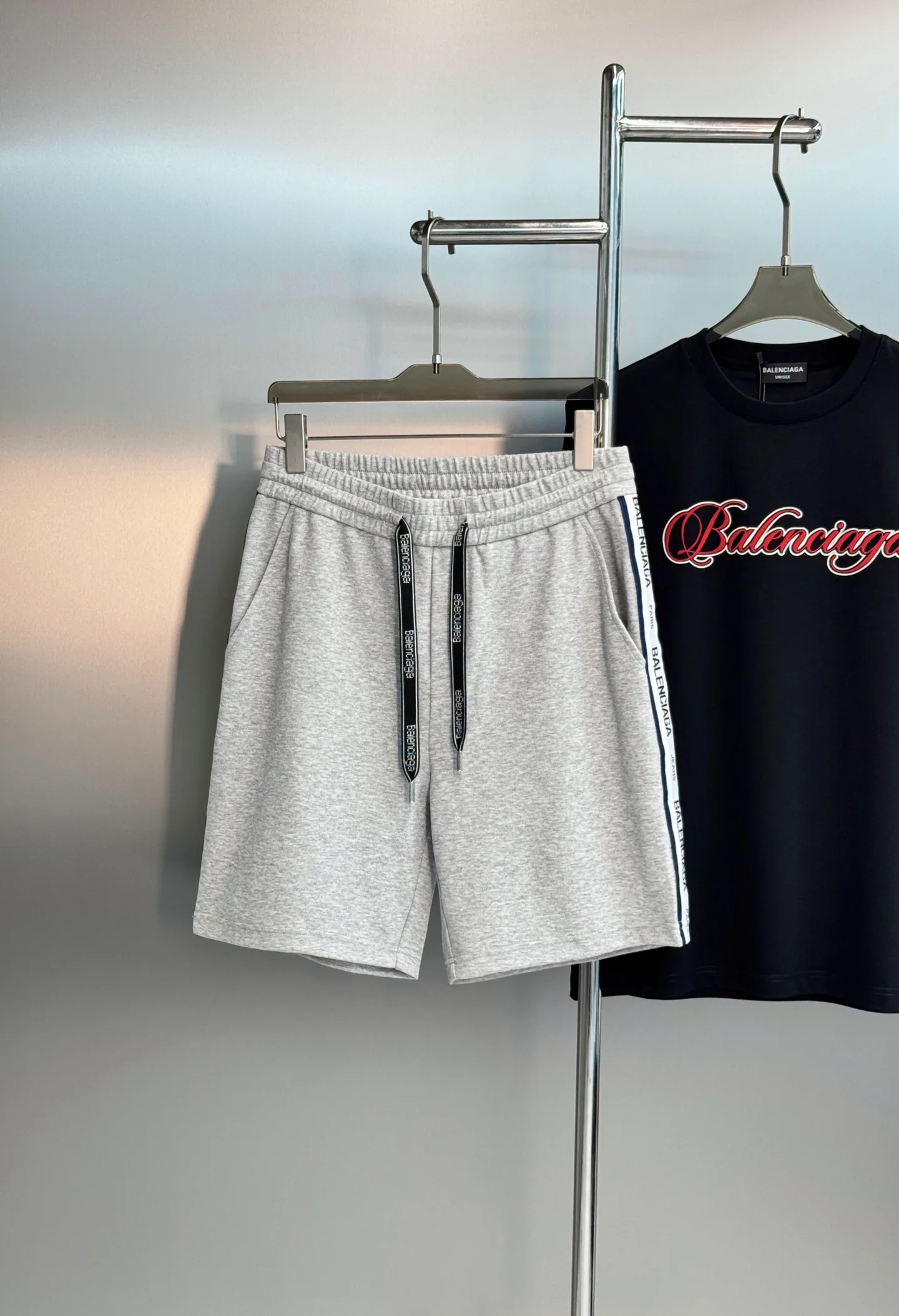 Шорты Мужские Balenciaga 17223701