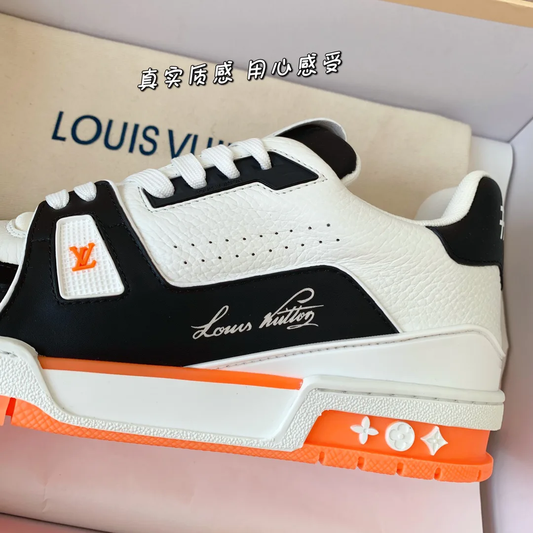 Кроссовки Женские Louis Vuitton 10234414