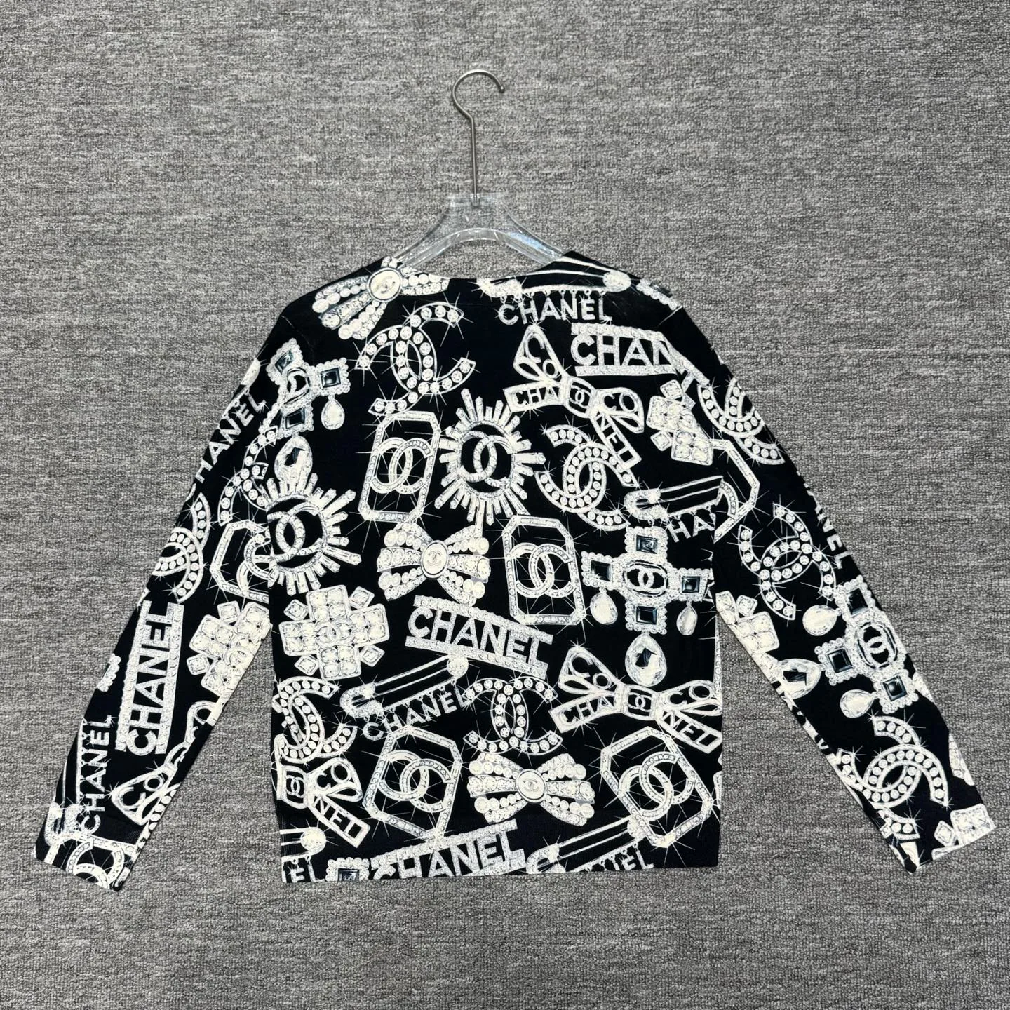 Джемперы И Свитеры Женские Chanel 535857