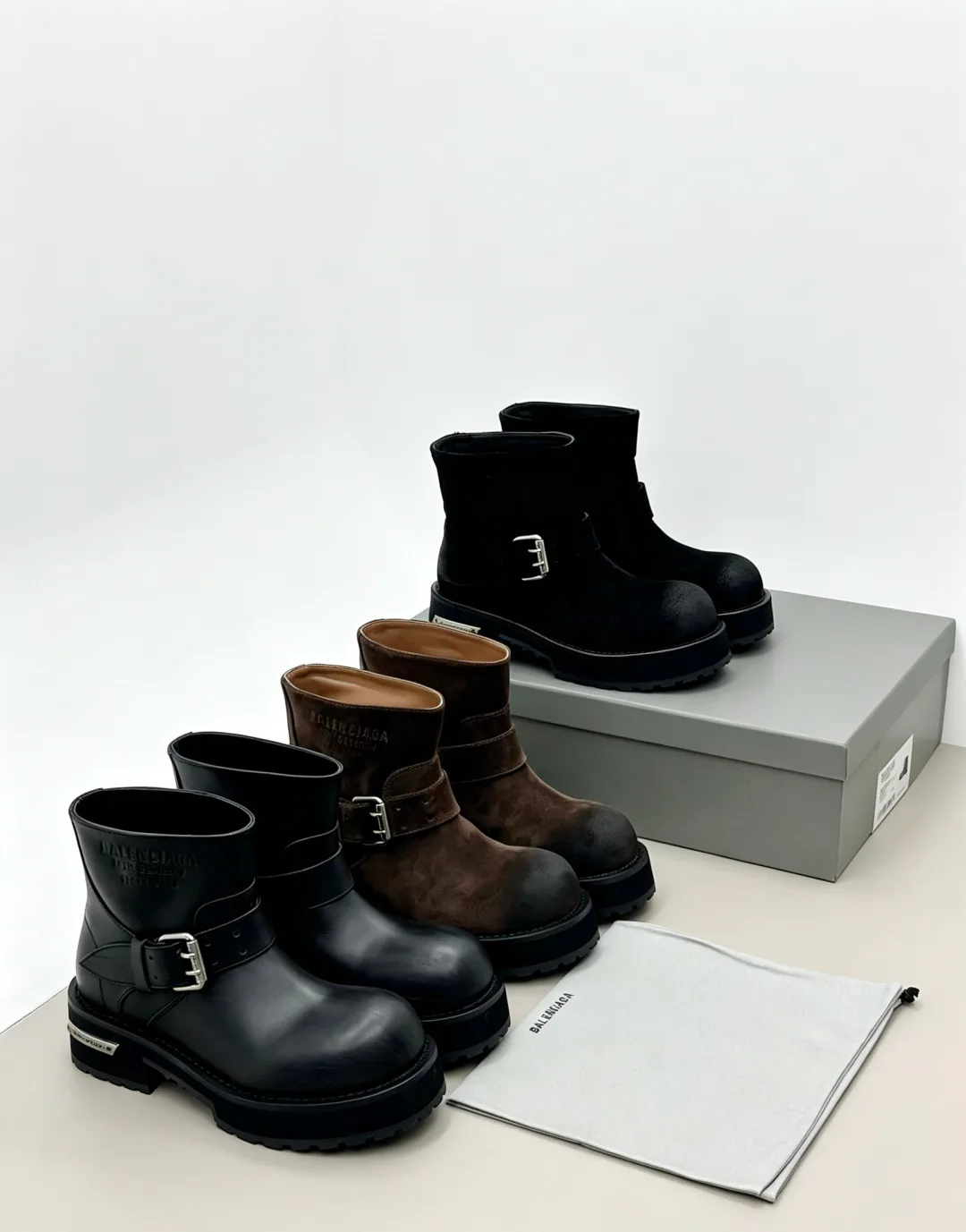 Ботинки Женские Balenciaga 18006166