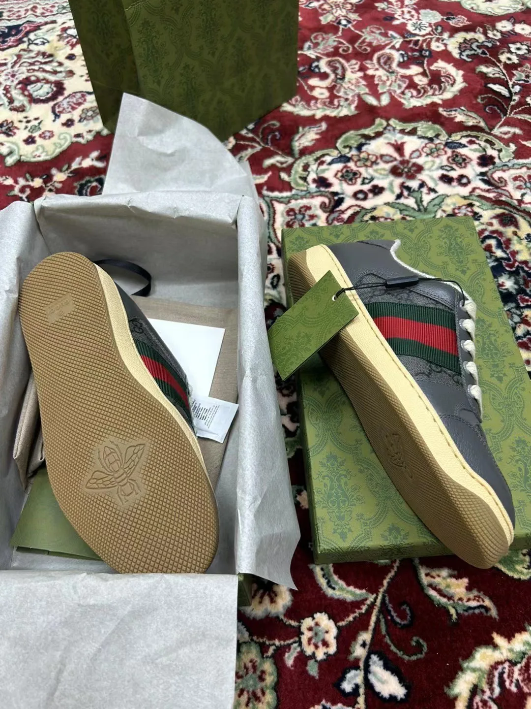 Кроссовки Женские Gucci 17620491