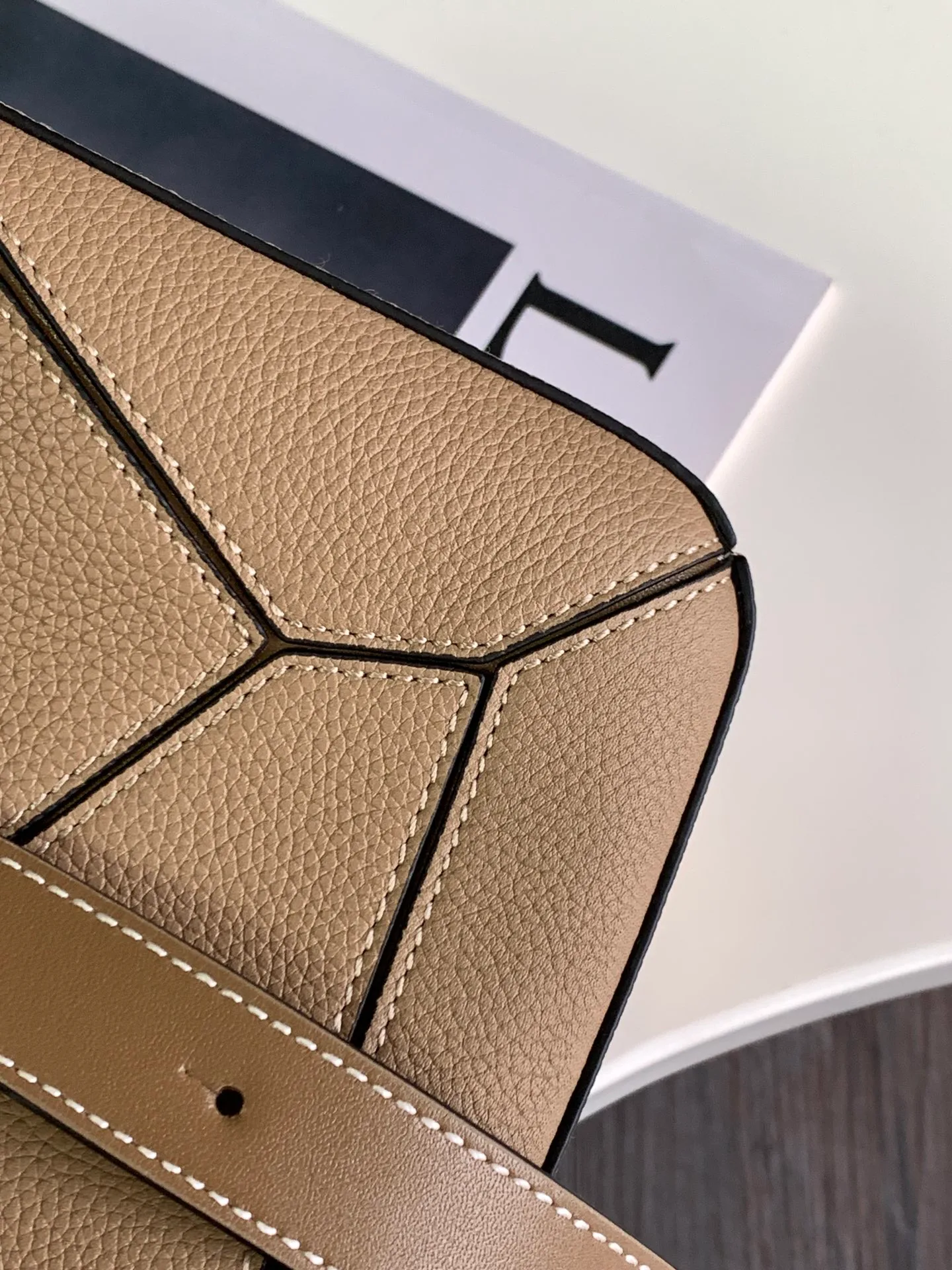 Классические Сумки Женские Loewe 11674574