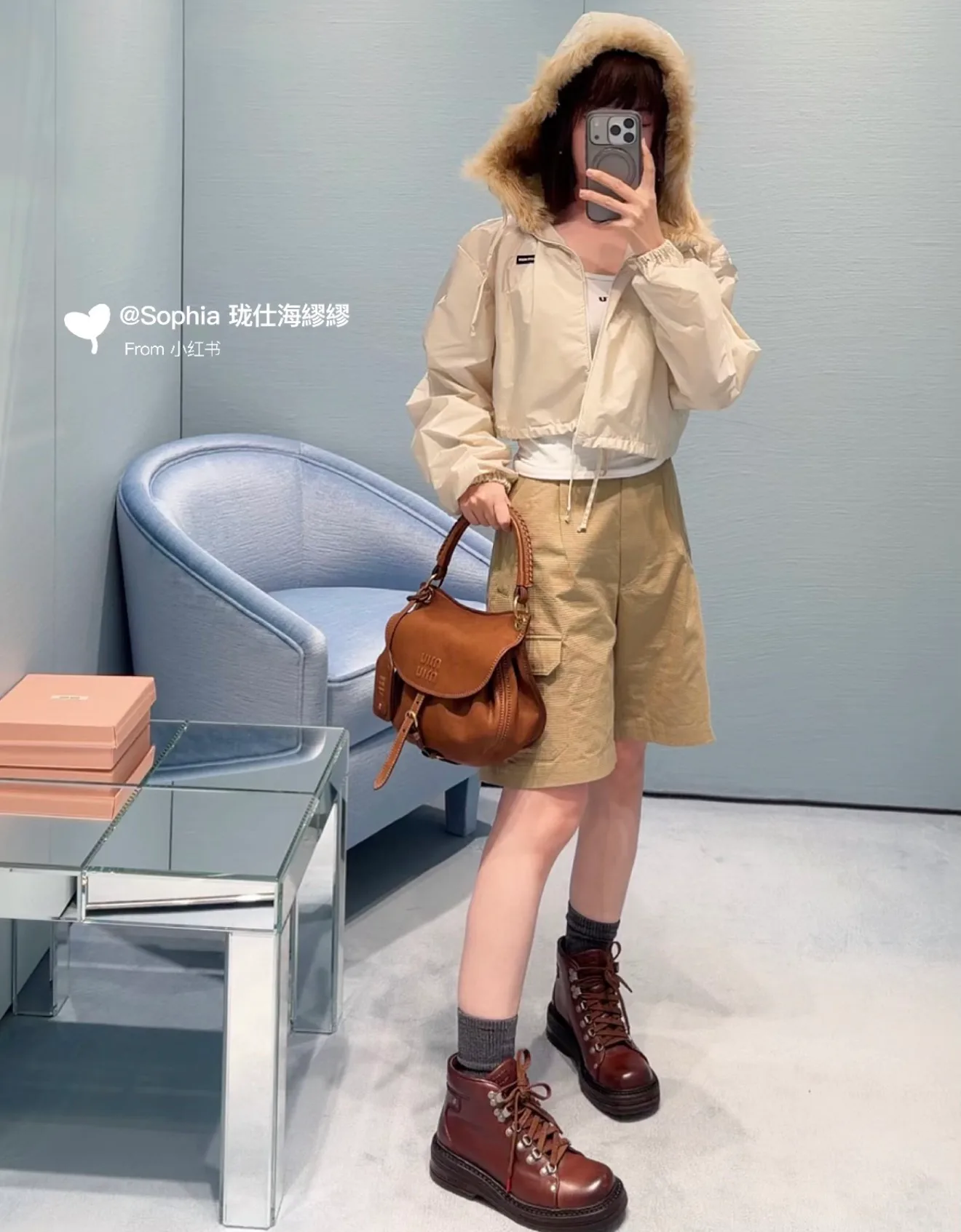 Куртки И Пуховики Женские Miu Miu 18112907