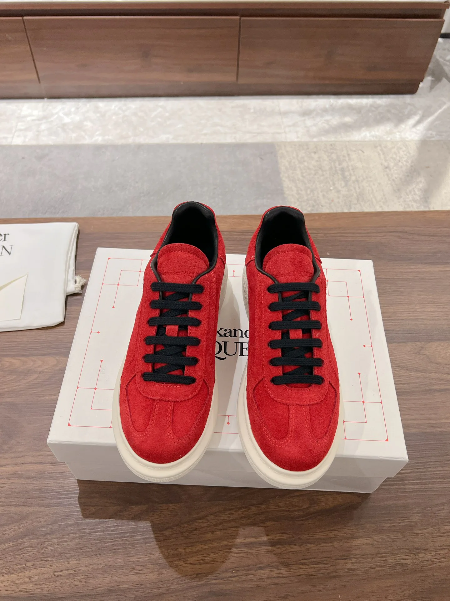 Кроссовки Женские Alexander Mcqueen 3446155