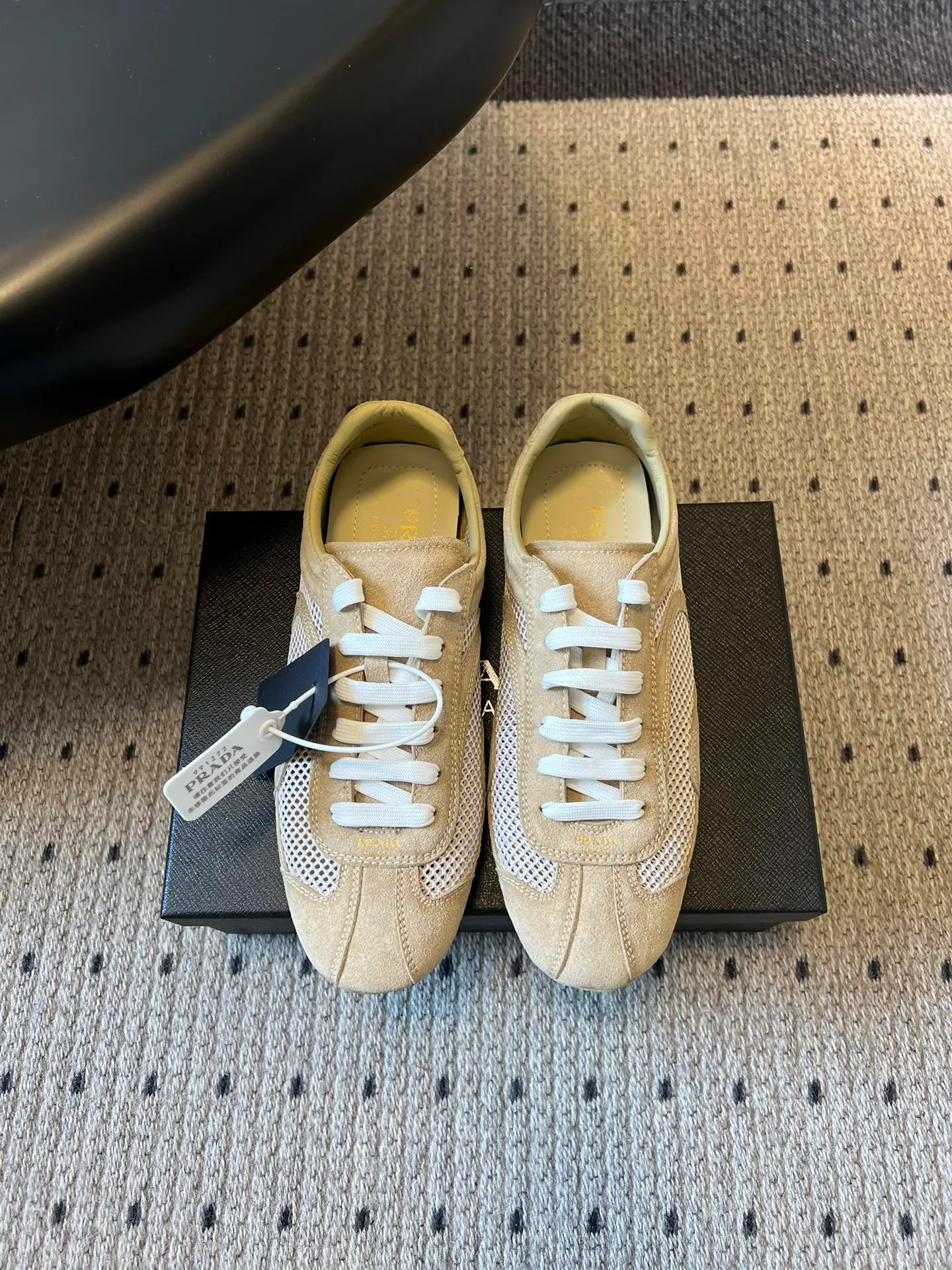 Кроссовки Женские Prada 10496677