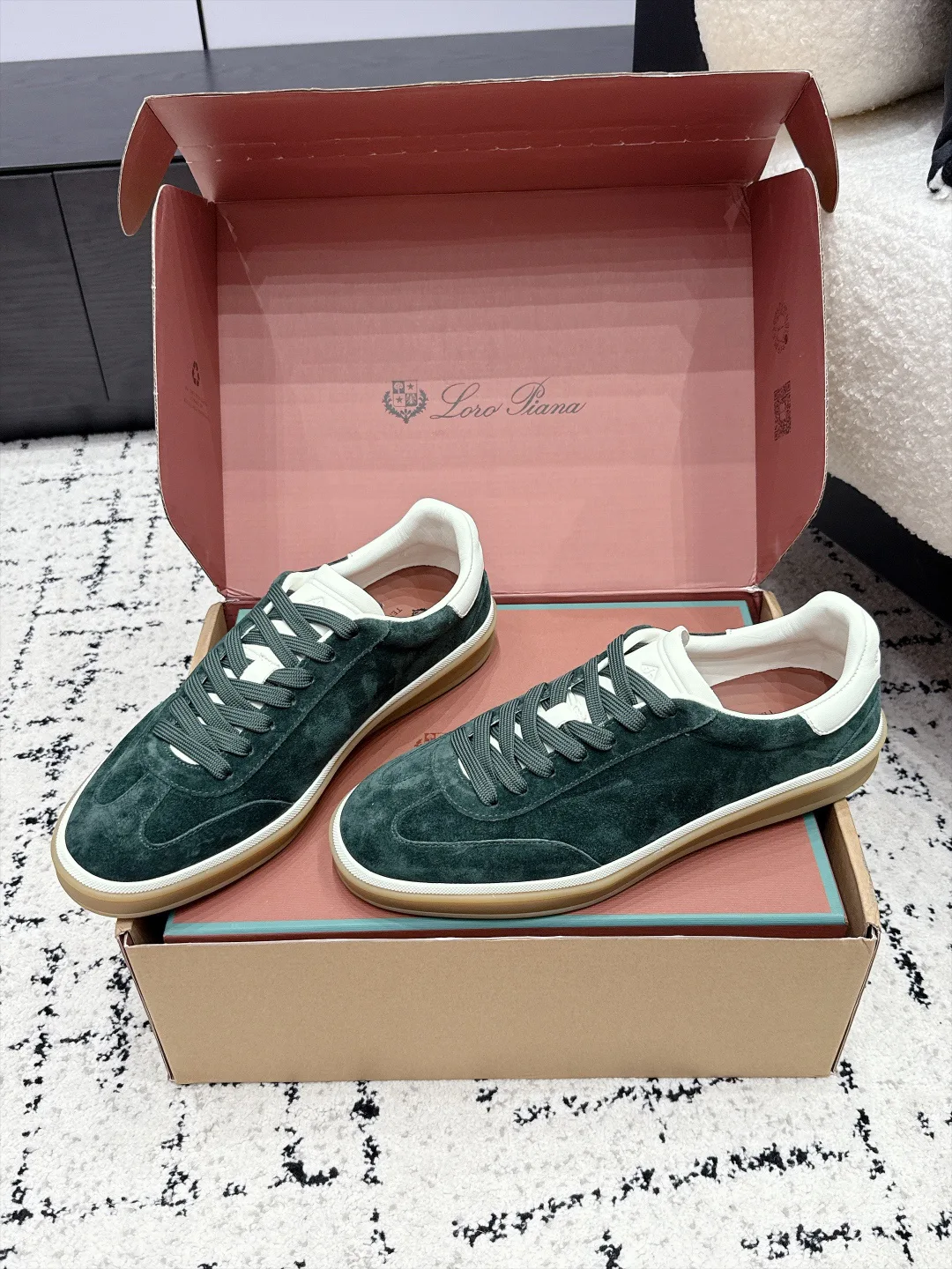 Кроссовки Женские Loro Piana 18133349