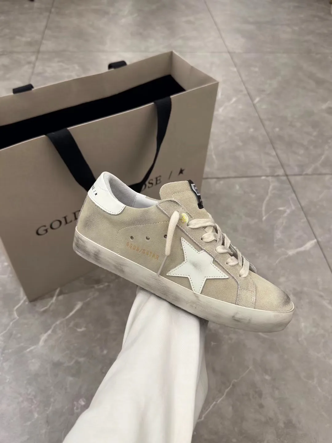 Кроссовки Женские Golden Goose 18265604