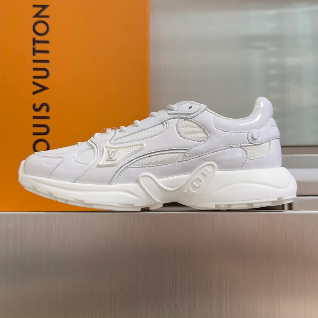 Кроссовки Женские Louis Vuitton 11646814