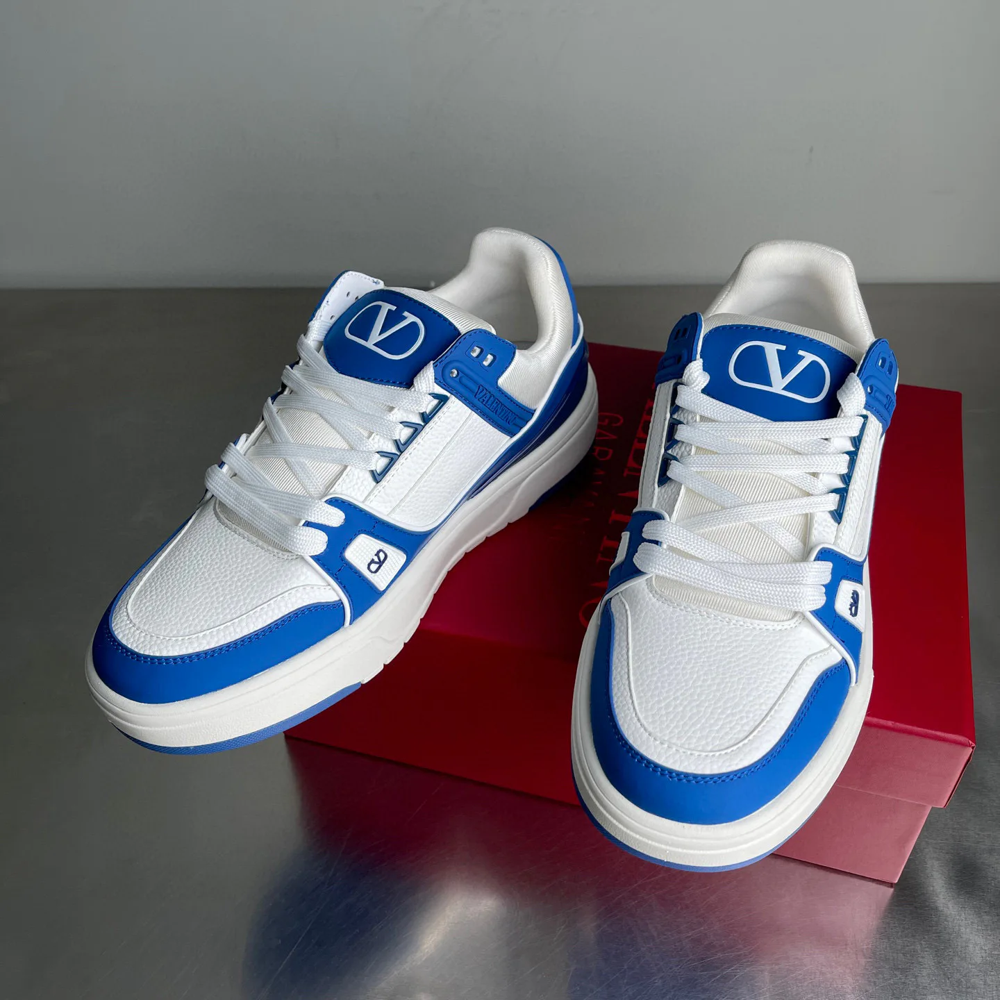 Кроссовки Женские Valentino 2733306