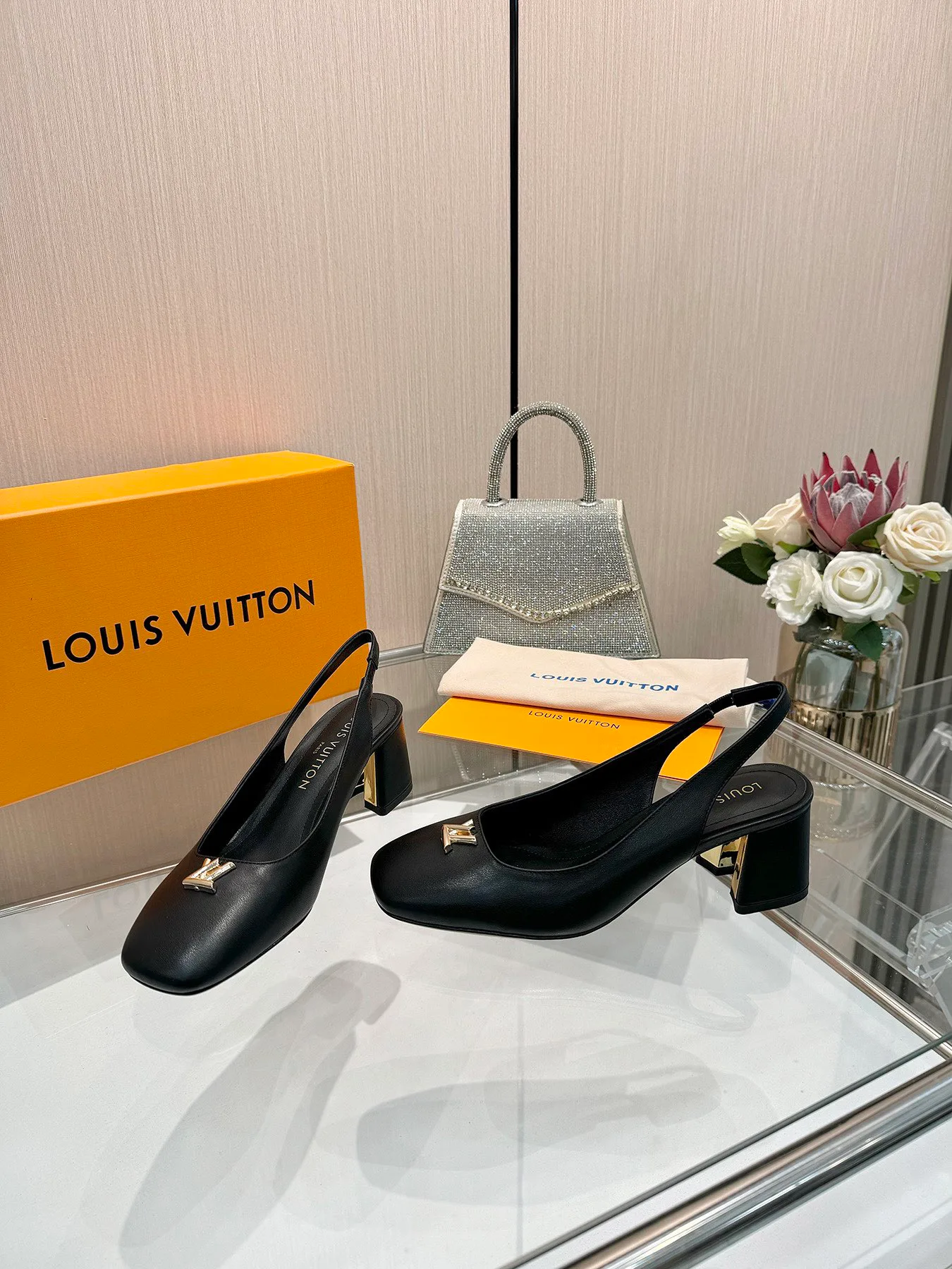 Туфли Женские Louis Vuitton 894870