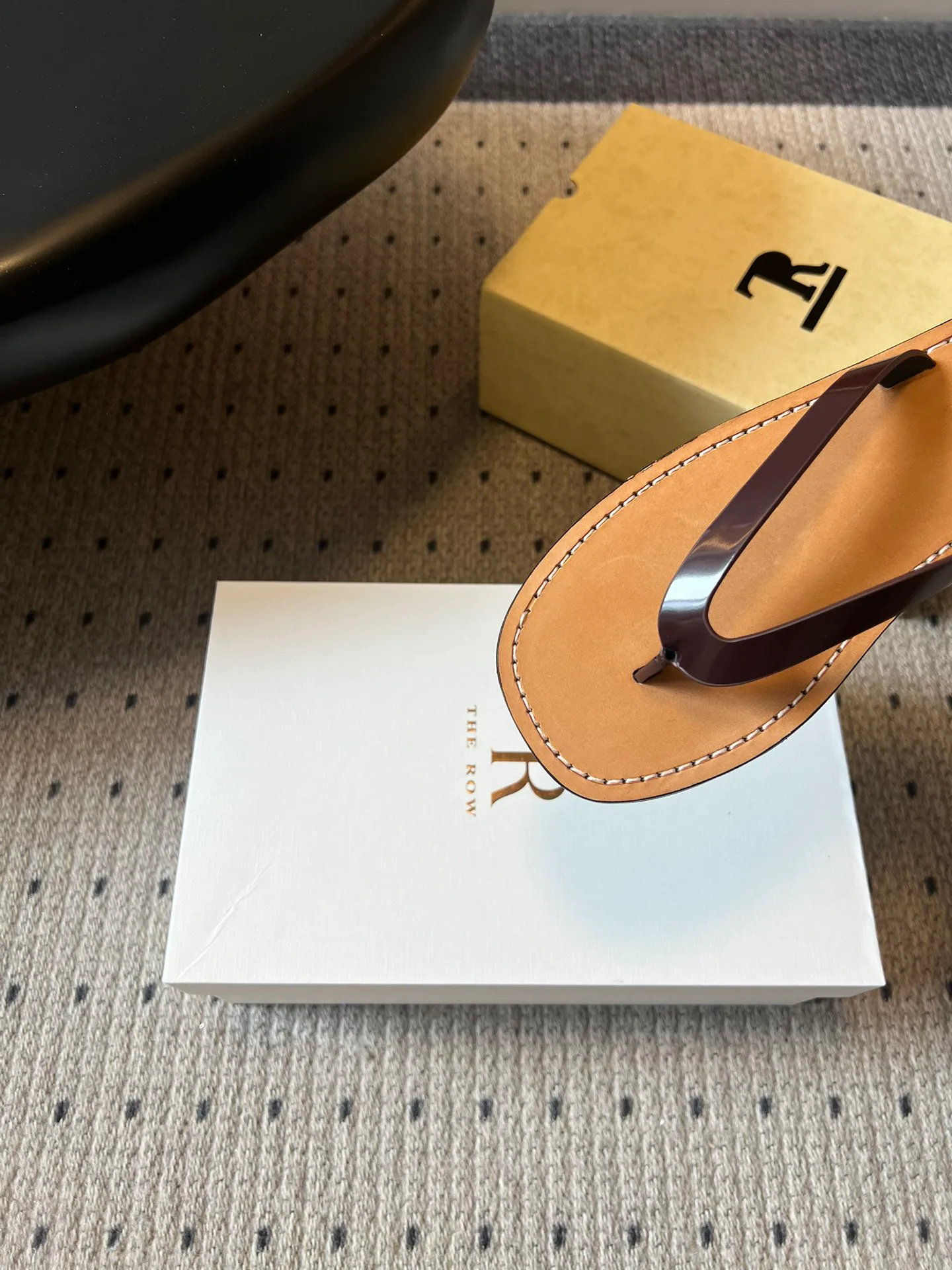 Шлепанцы Женские The Row 11850689