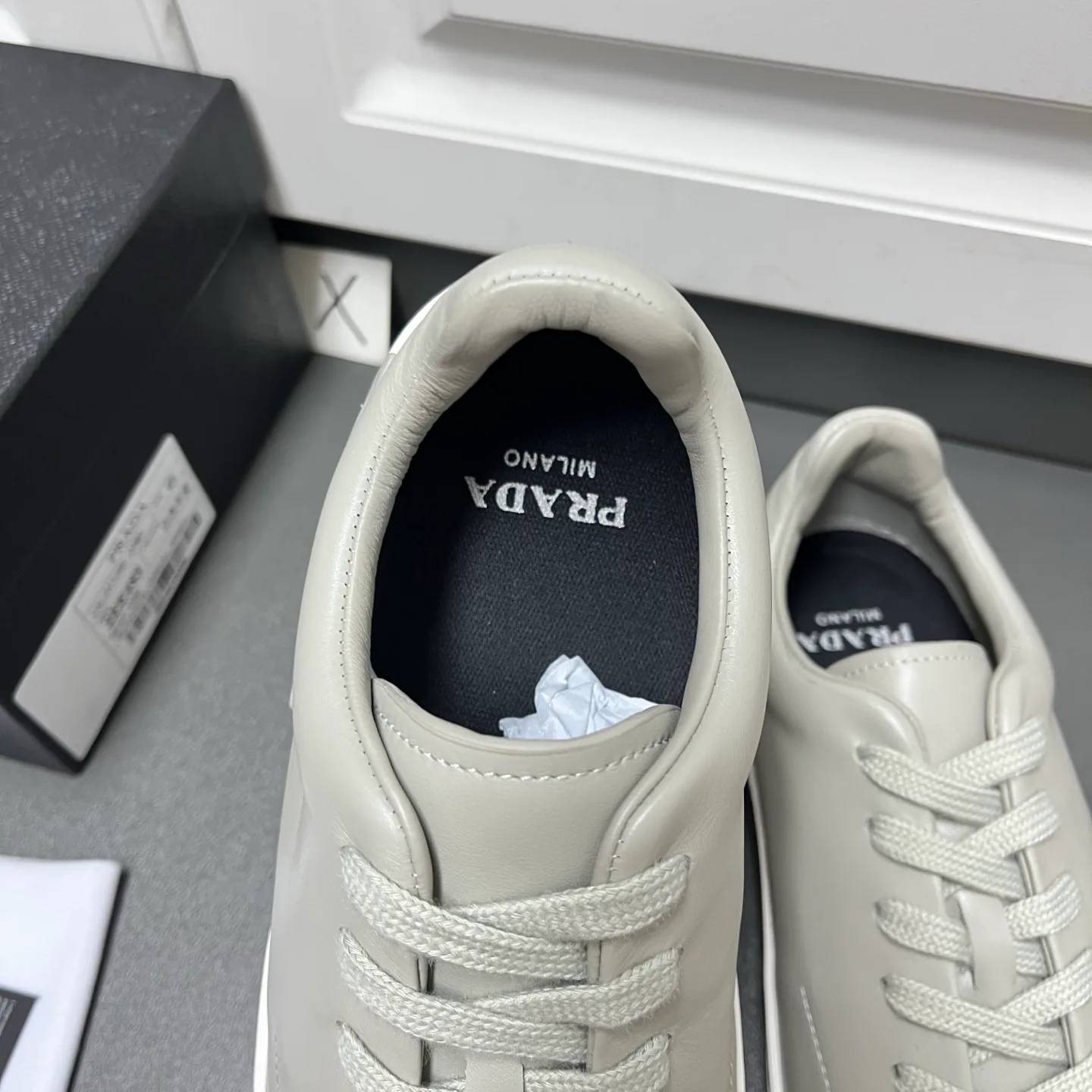 Кроссовки Мужские Prada 16940100